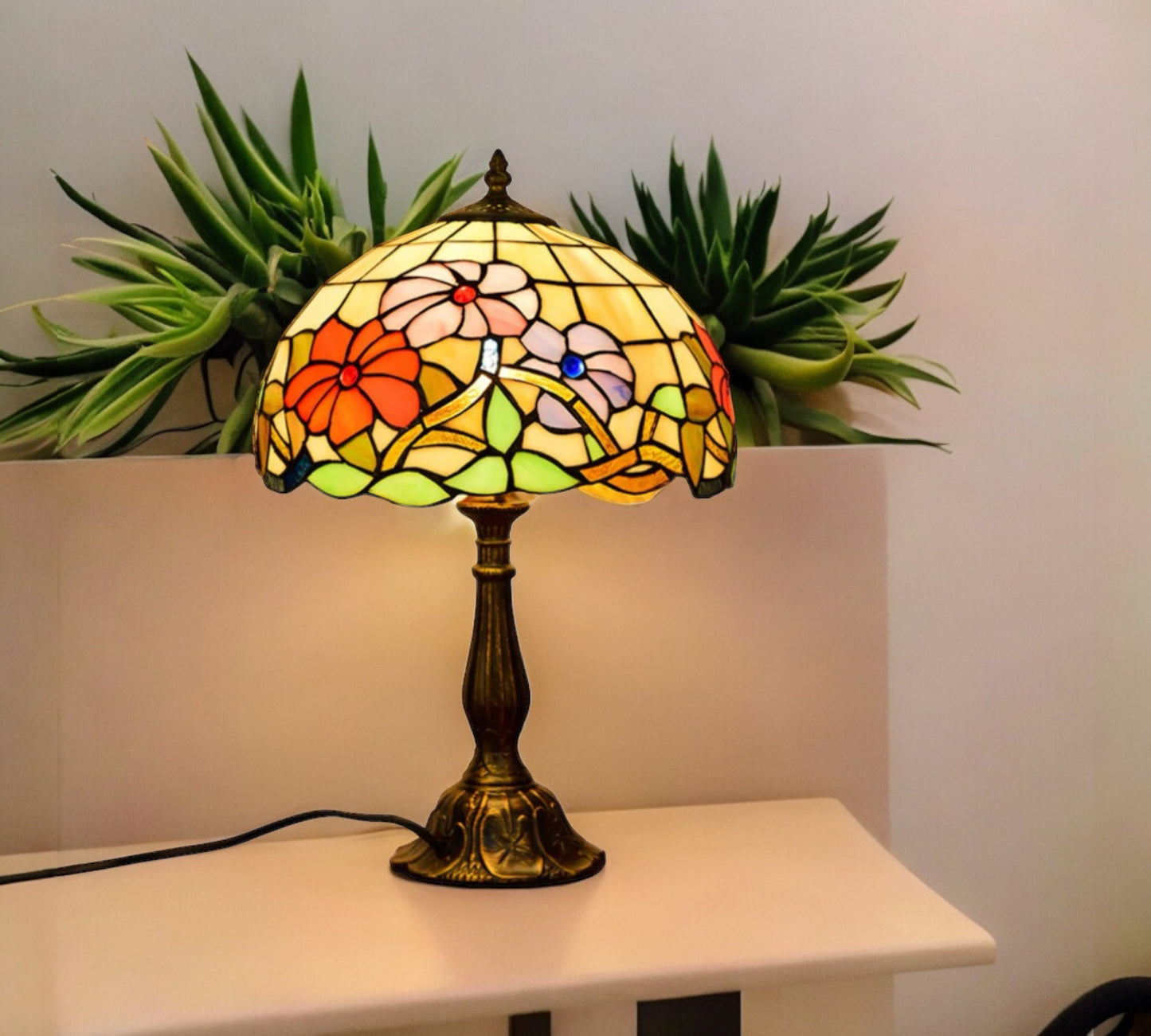 CDH 12" Tiffany Table Lamp (11002)