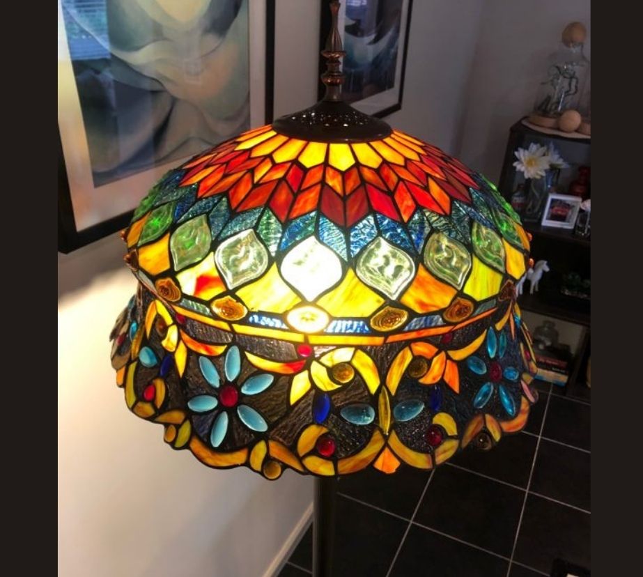 CDH 18" XLARGE Tiffany Upright Lamp 46cm shade (19002CR)