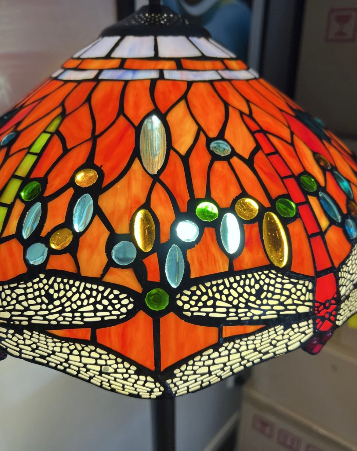CDH Tiffany Floor Lamp (23001) 16" 40CM Shade