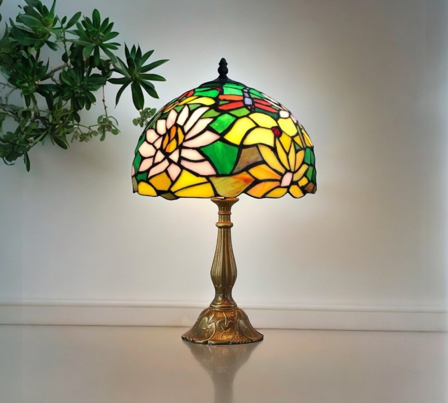 CDH 12" Tiffany Table Lamp (12715)