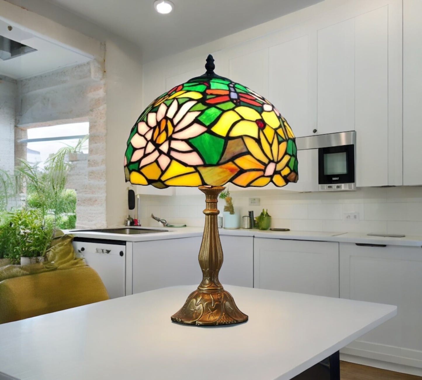 CDH 12" Tiffany Table Lamp (12715)