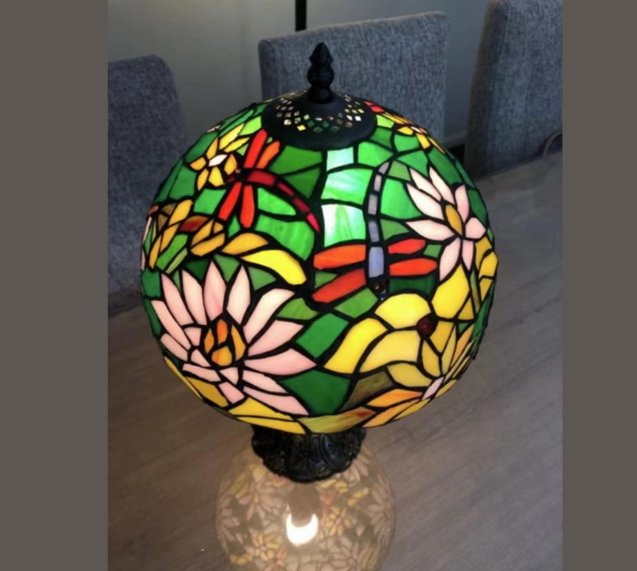 CDH 12" Tiffany Table Lamp (12715)
