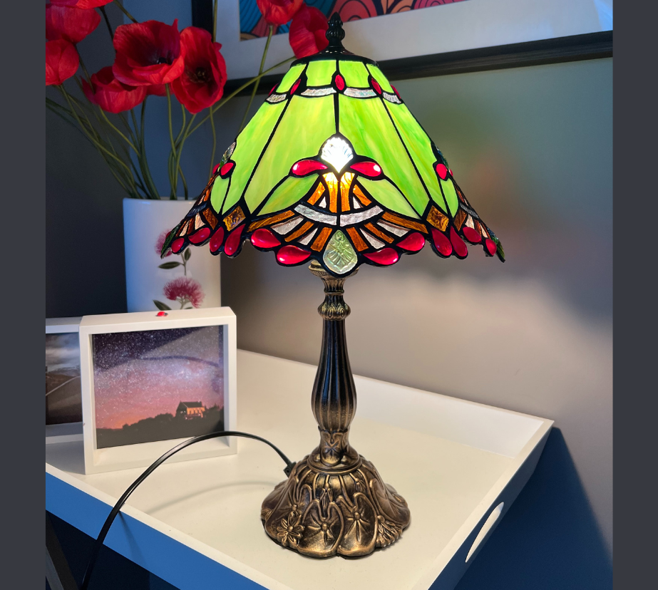 CDH 12" Tiffany Table Lamp (12001G)
