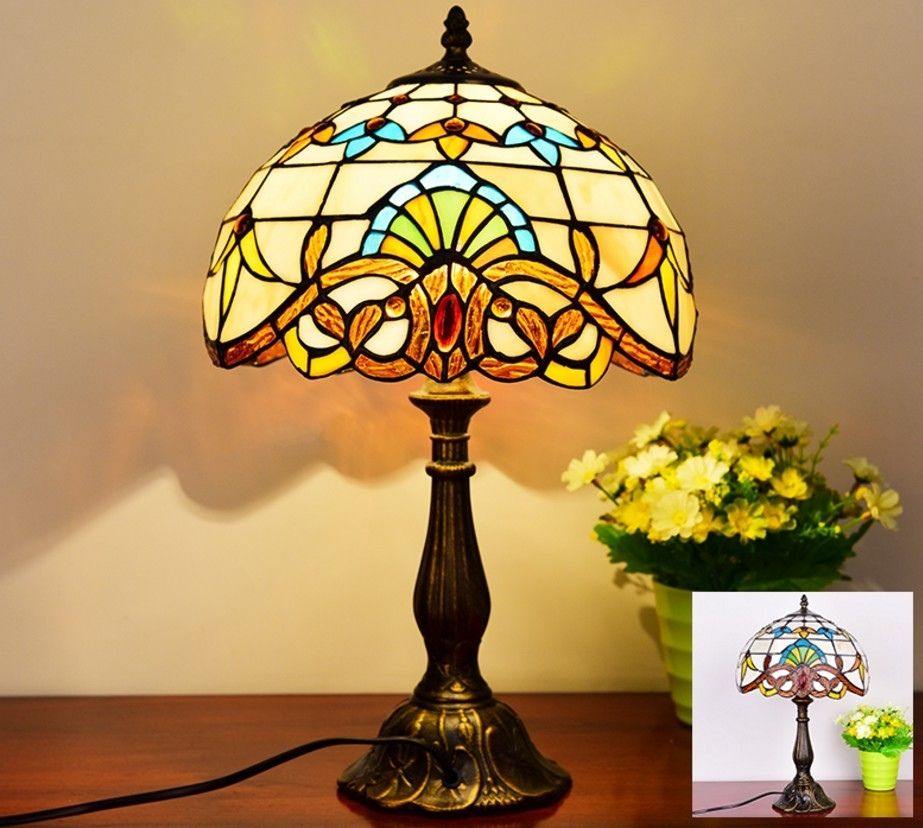 CDH 12" Tiffany Table Lamp (12025)