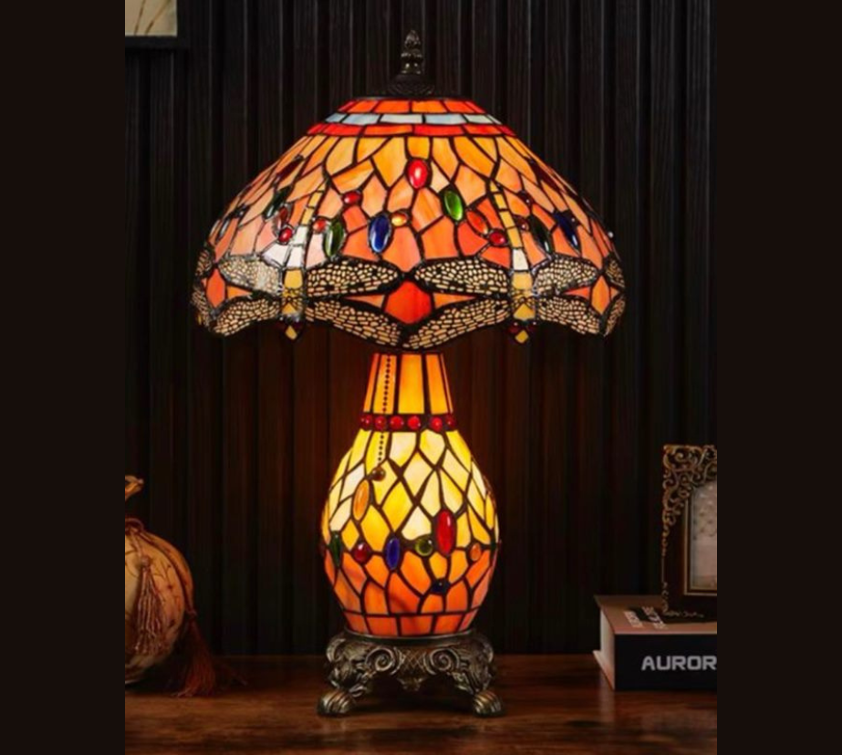 CDH 12" Tiffany Table Lamp (12076)