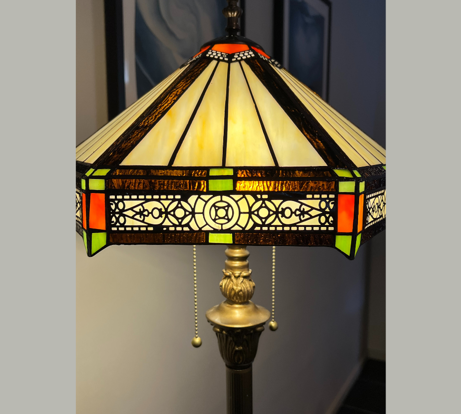 CDH Tiffany Floor Lamp (13002) 16" 40CM Shade