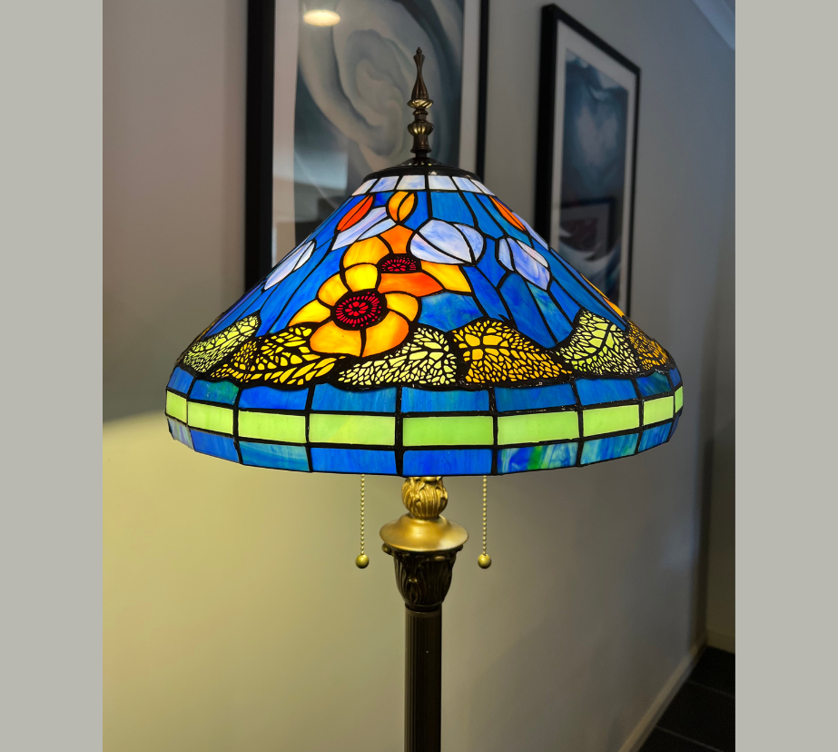 CDH Tiffany Floor Lamp (13003) 16" 40CM Shade