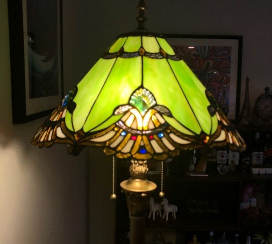 CDH Tiffany Floor Lamp (16001) 16" 40CM Shade