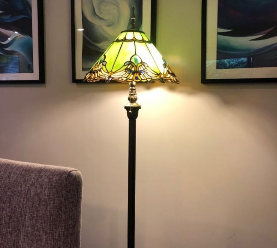 CDH Tiffany Floor Lamp (16001) 16" 40CM Shade