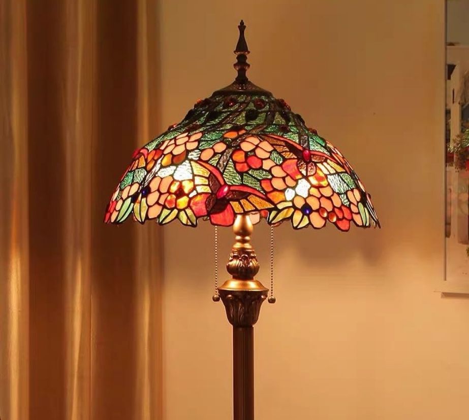 CDH Tiffany Floor Lamp (16075) 16" 40CM Shade
