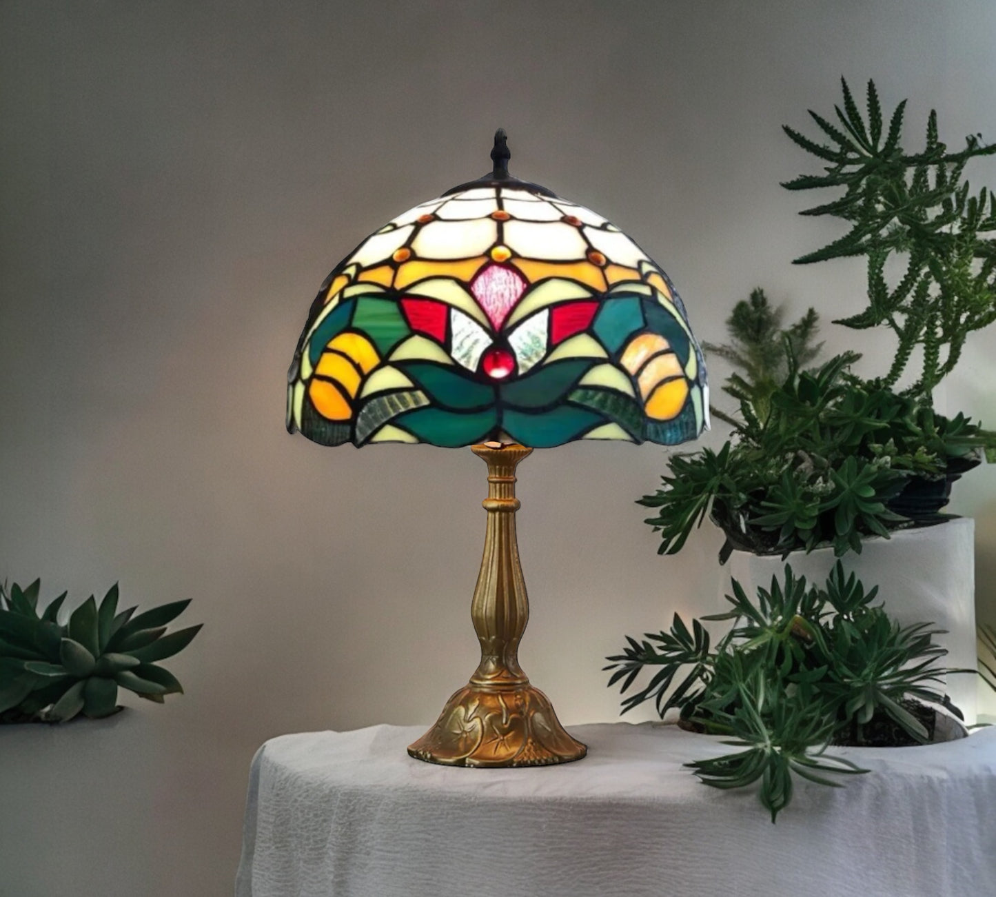 CDH 12" Tiffany Table Lamp (12718)