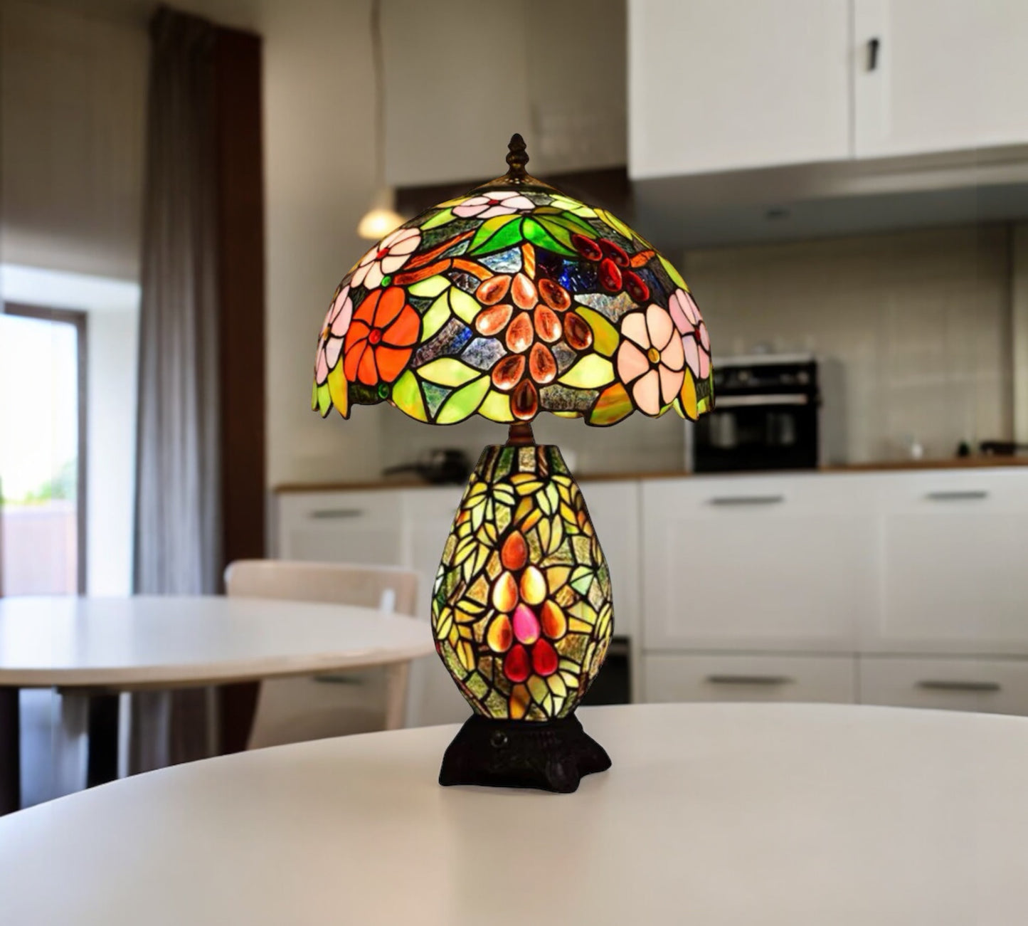 CDH 12" Tiffany Table Lamp (12059B)