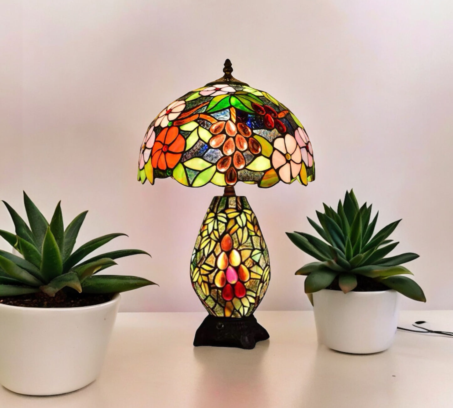 CDH 12" Tiffany Table Lamp (12059B)
