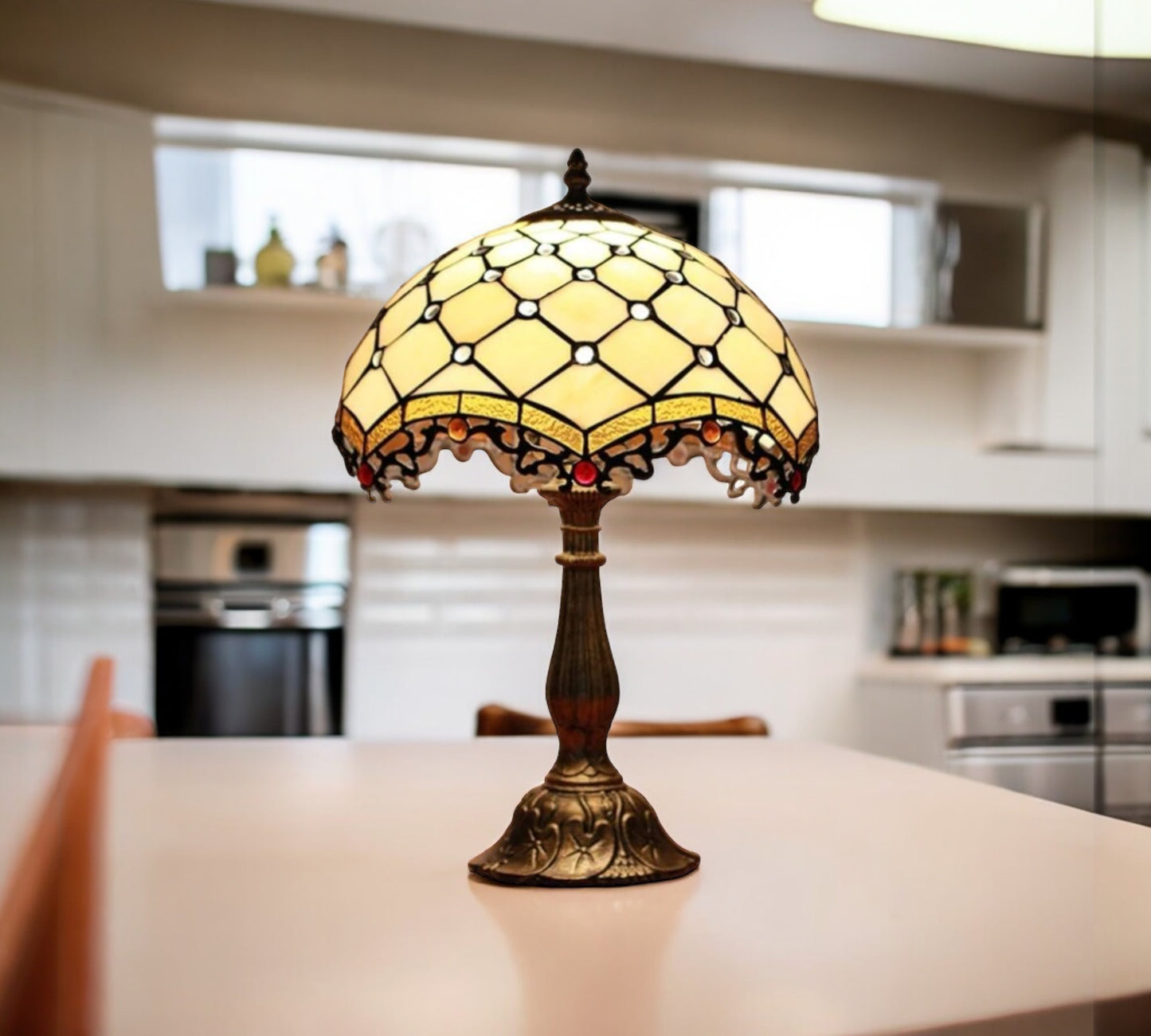 CDH 12" Tiffany Table Lamp (12010)
