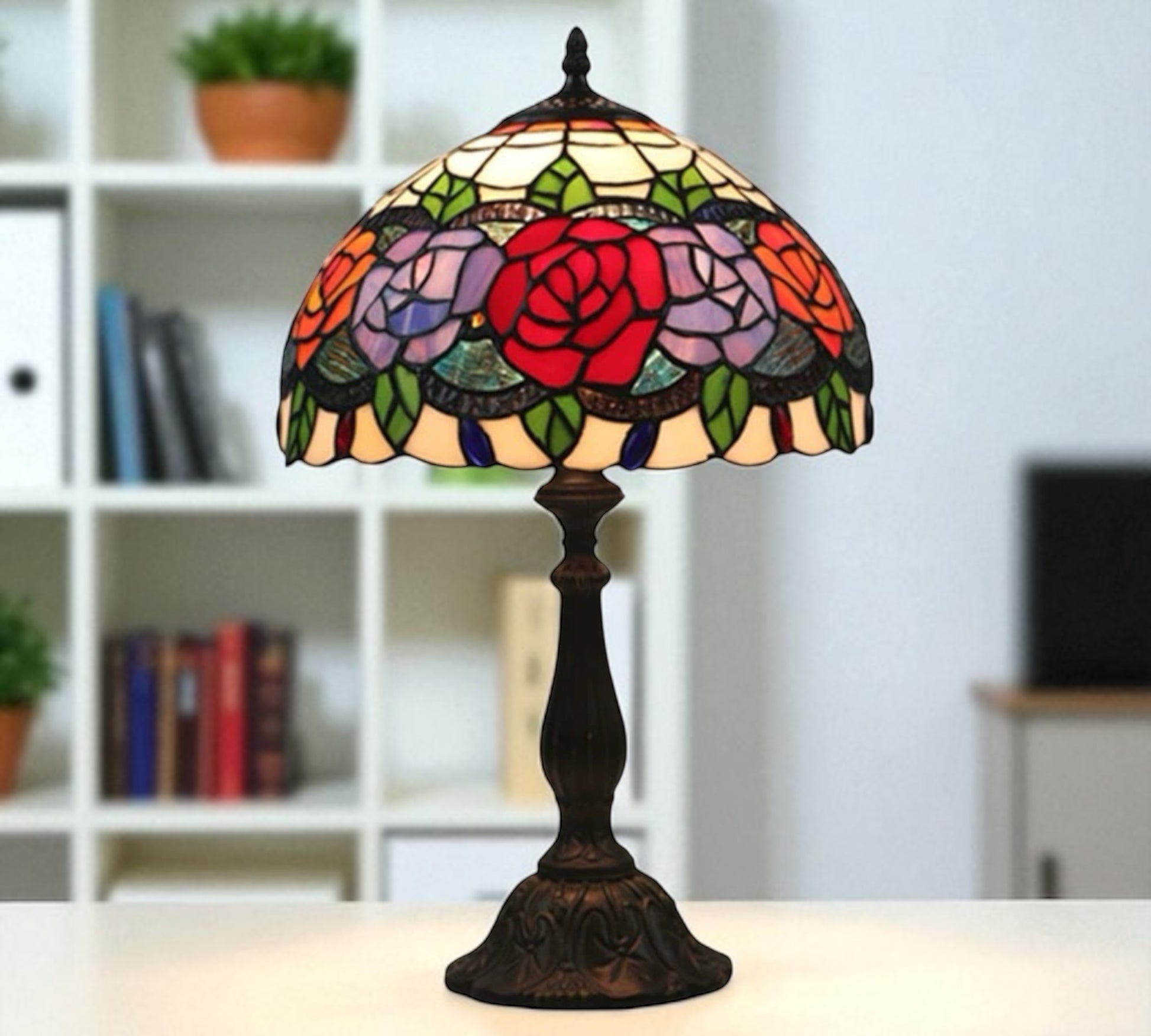 CDH 12" Tiffany Table Lamp (12081)