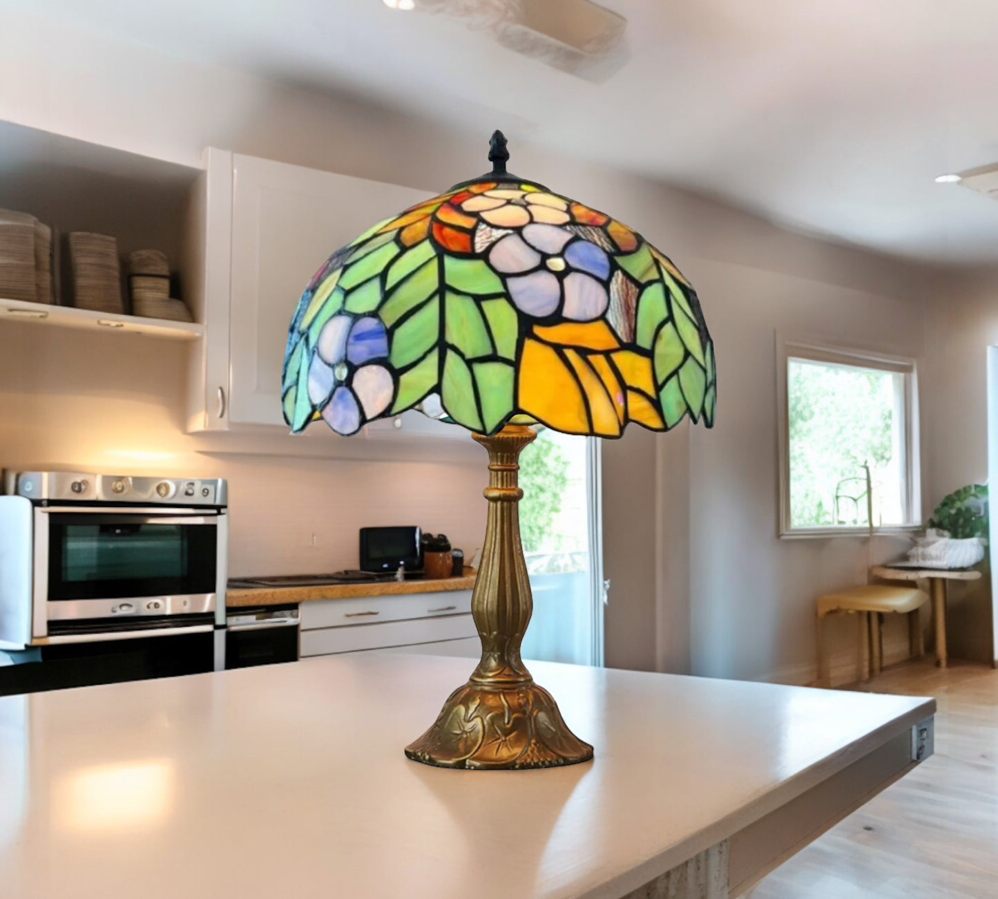 CDH 12" Tiffany Table Lamp (12714)