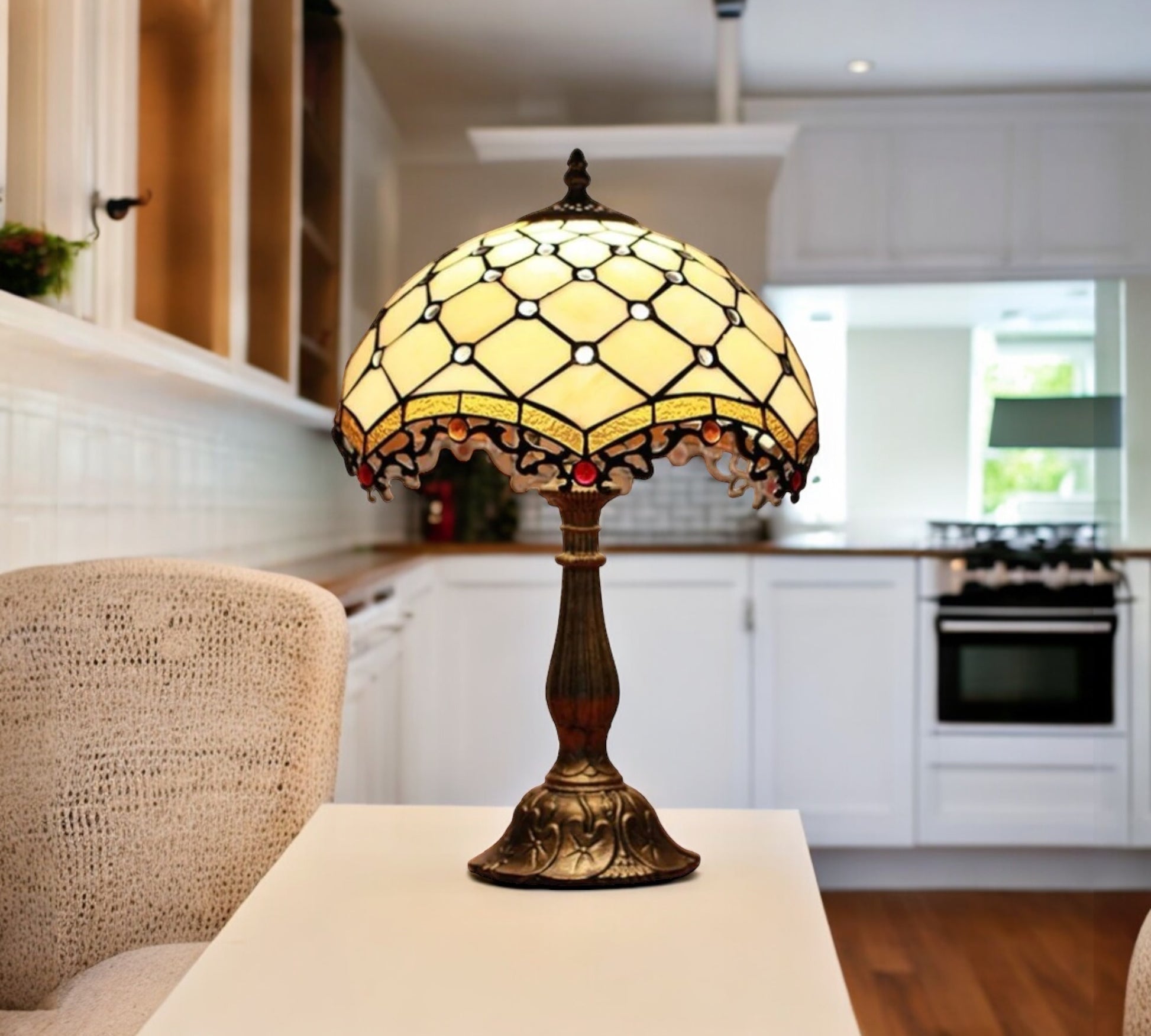 CDH 12" Tiffany Table Lamp (12010)