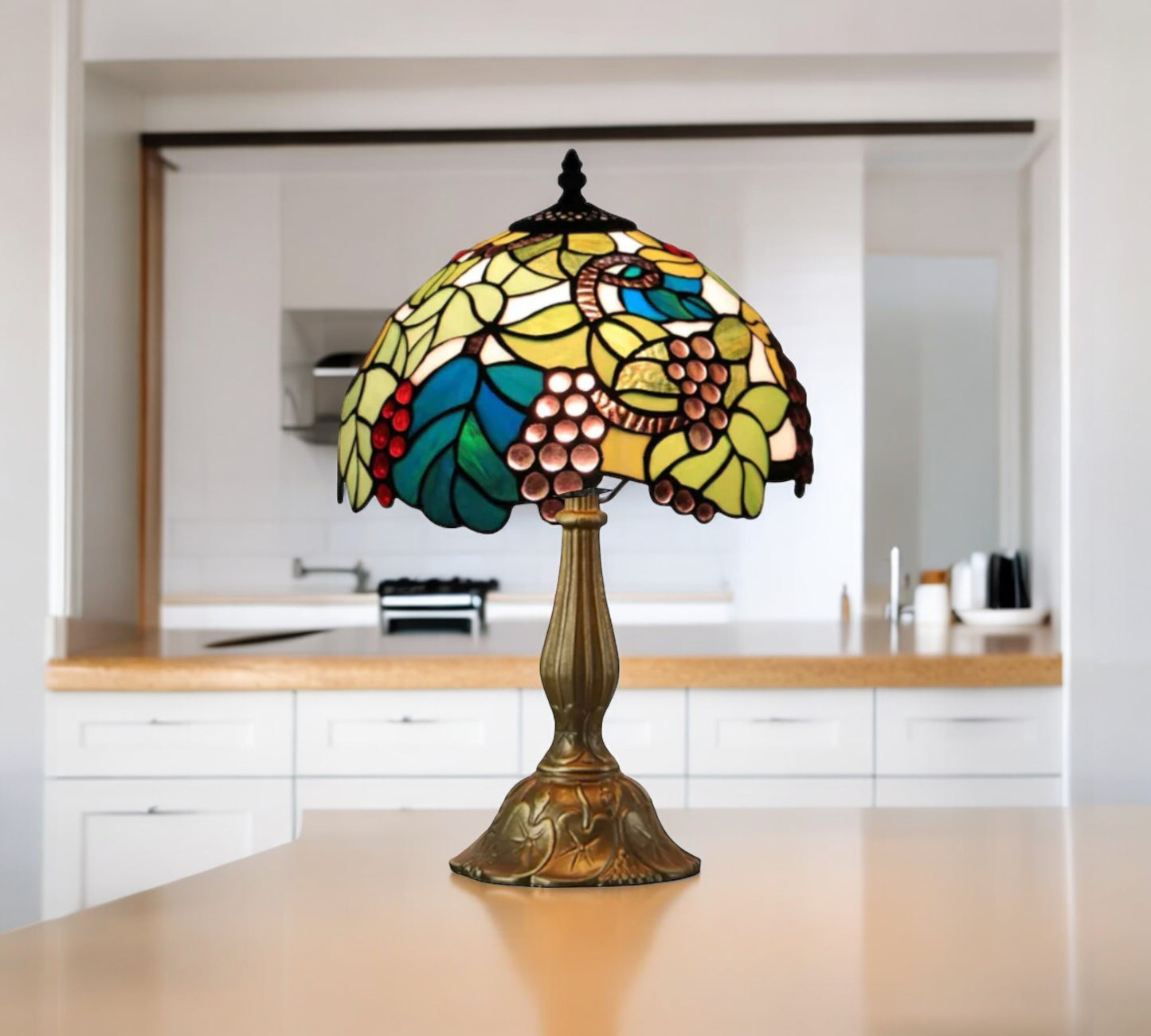 CDH 12" Tiffany Table Lamp (12090)