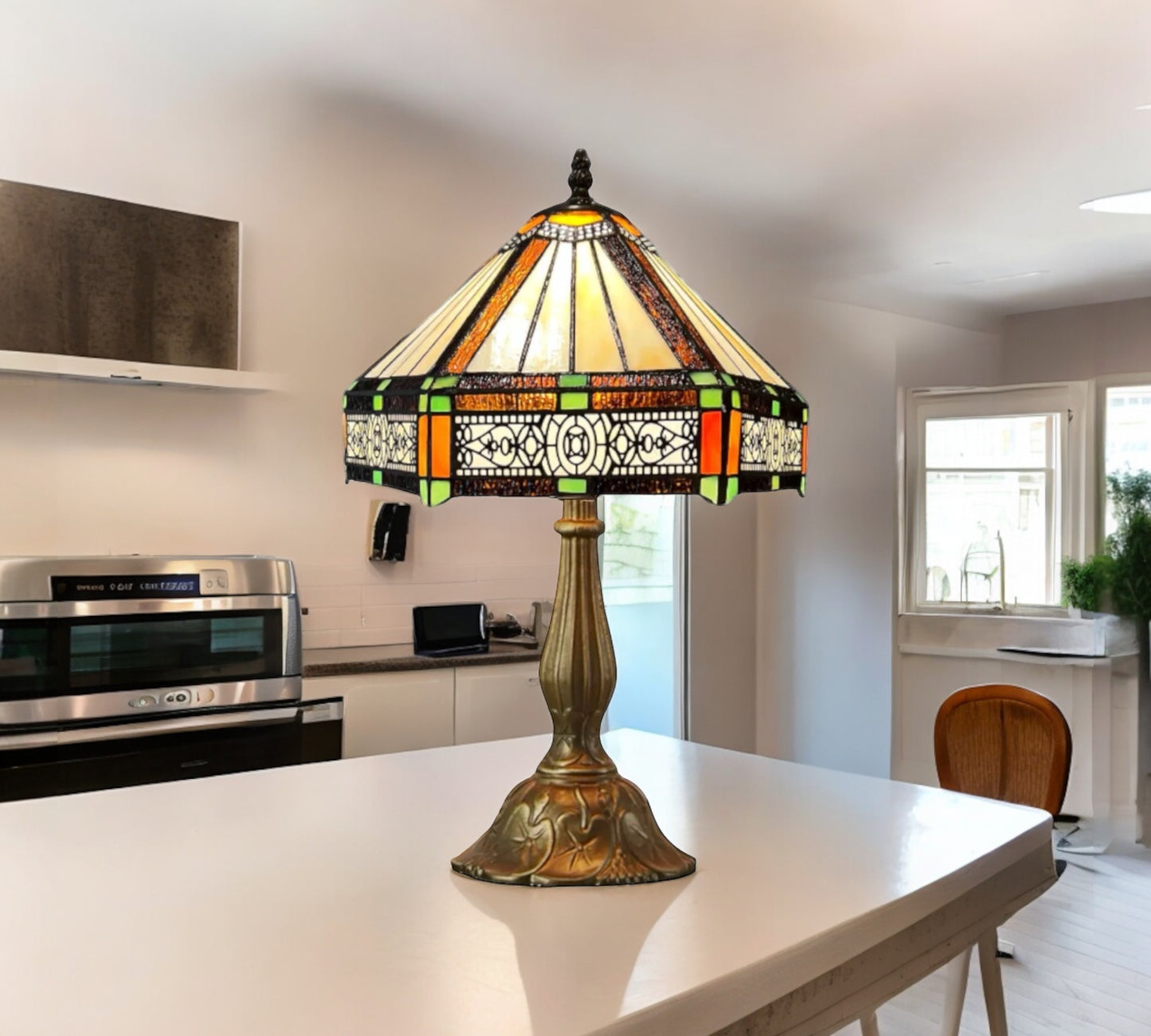 CDH 12" Tiffany Table Lamp (12004)