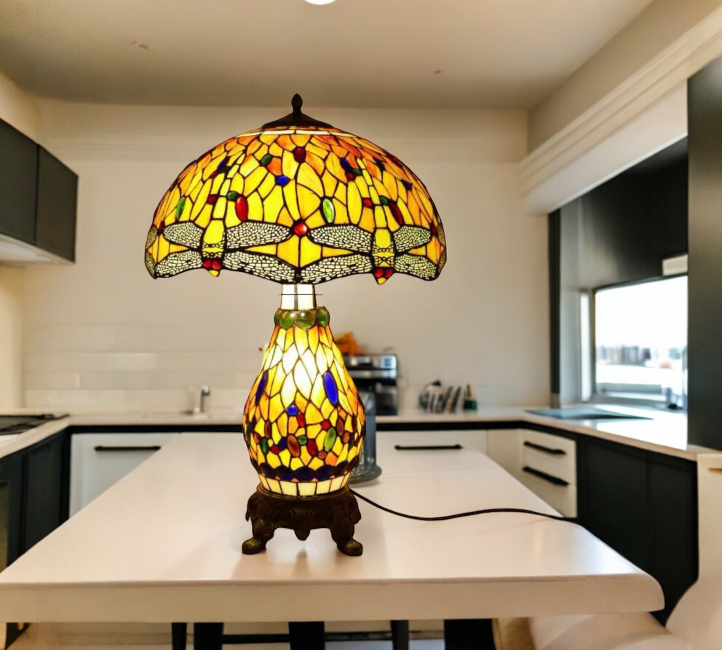 CDH 12" Tiffany Table Lamp with 30cm Shade (12076C)