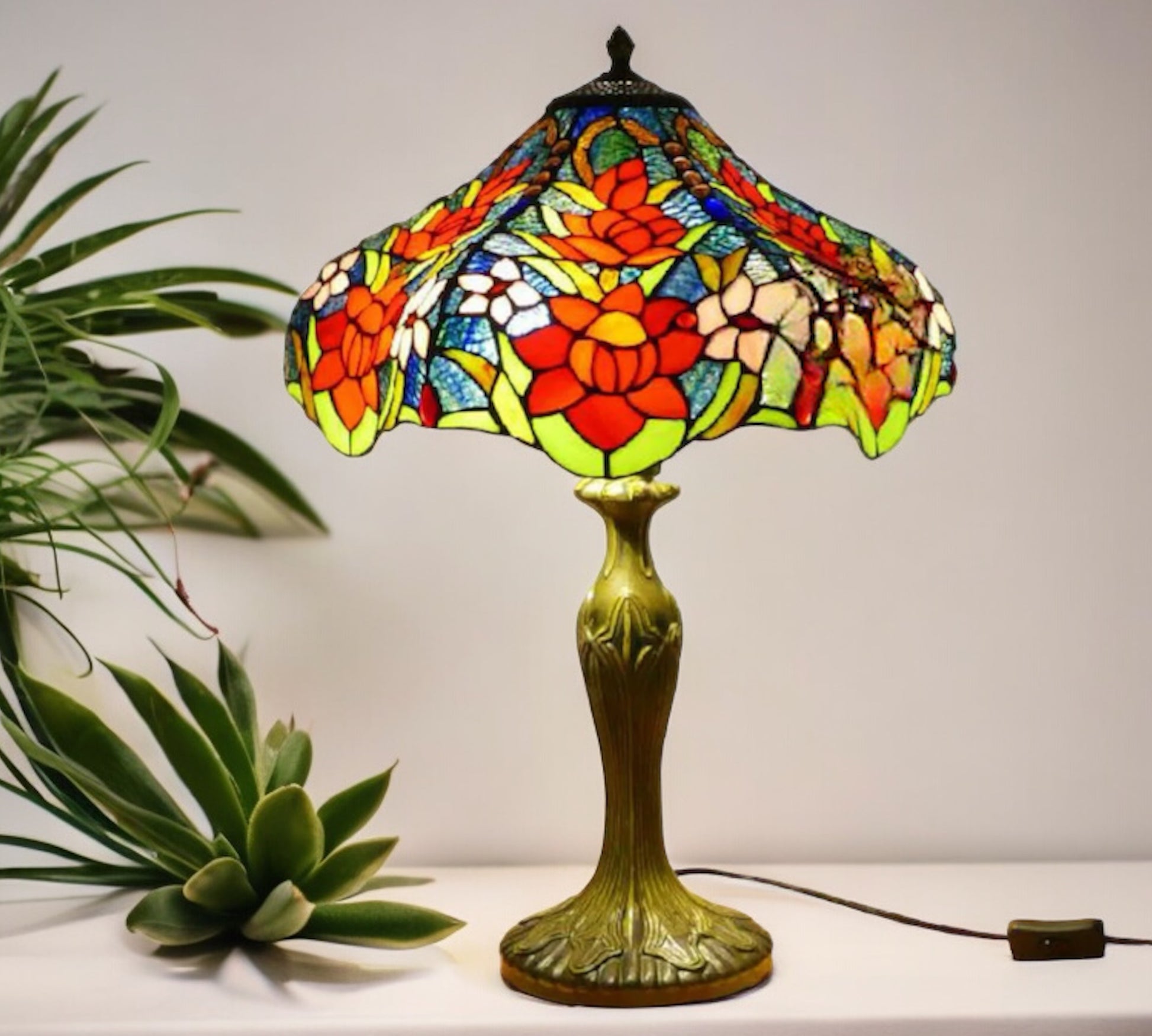 CDH 16" Tiffany Table Lamp 40cm Shade (15035)