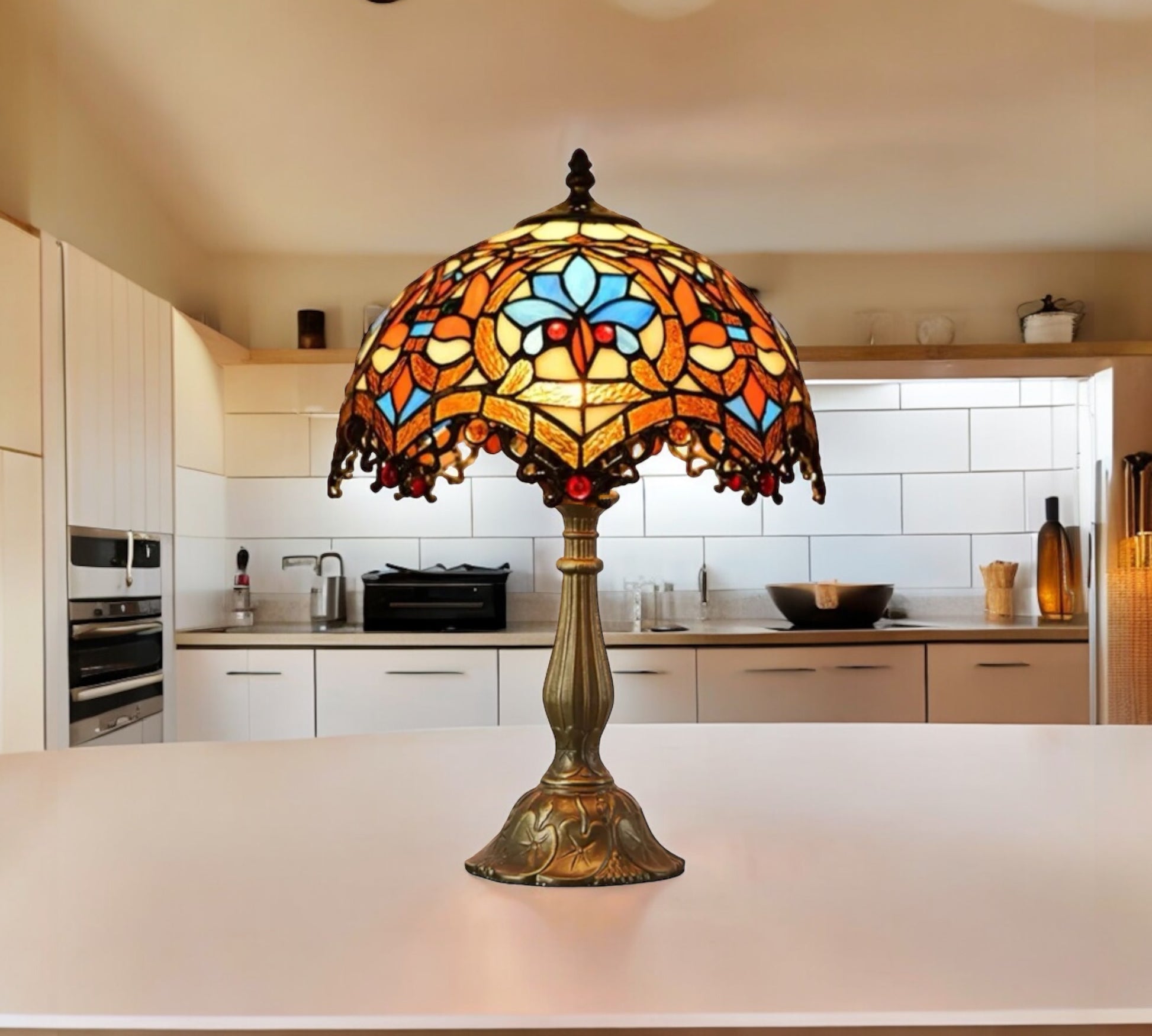 CDH 12" Tiffany Table Lamp (12011)