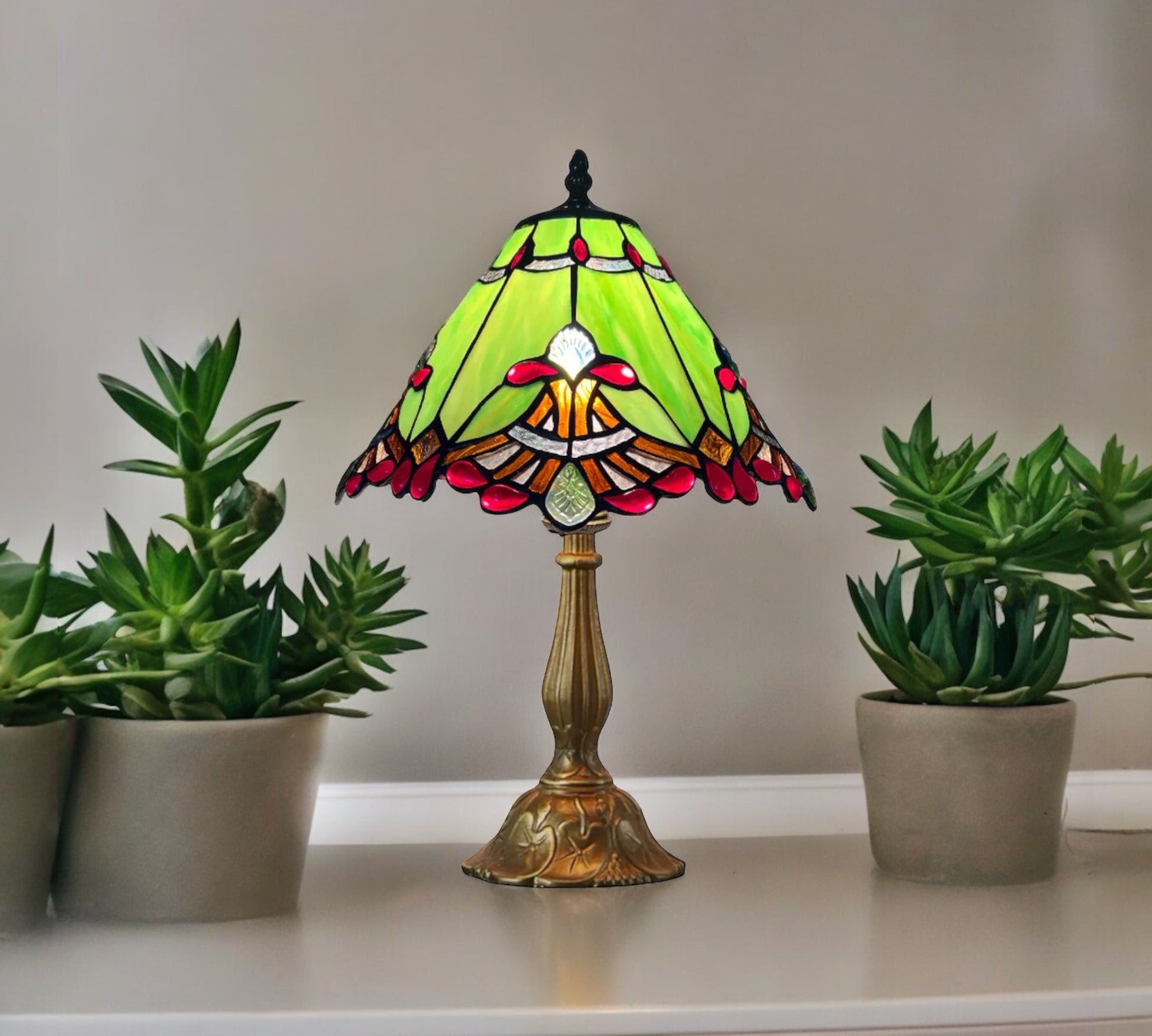 CDH 12" Tiffany Table Lamp (12001G)