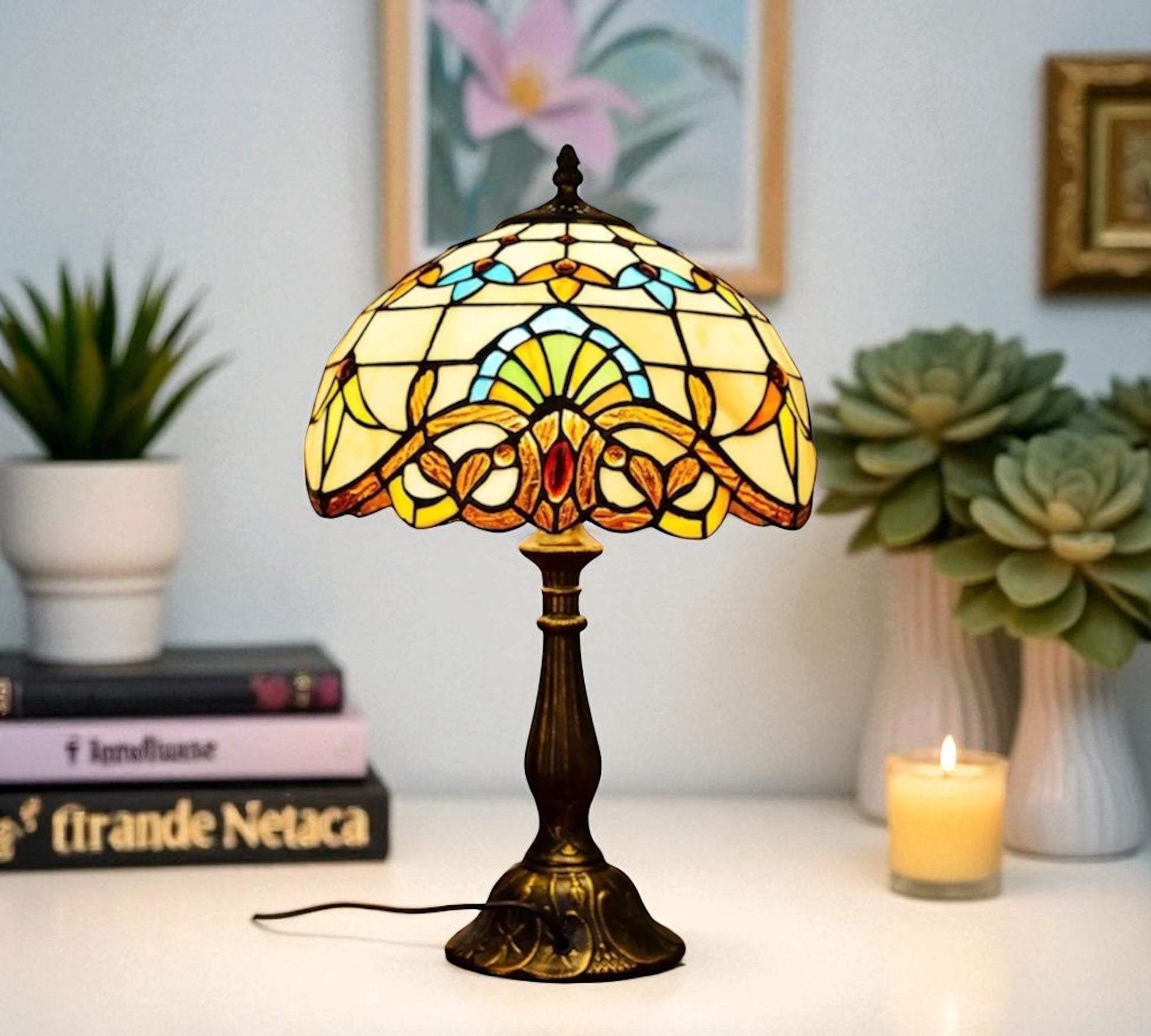 CDH 12" Tiffany Table Lamp (12025)