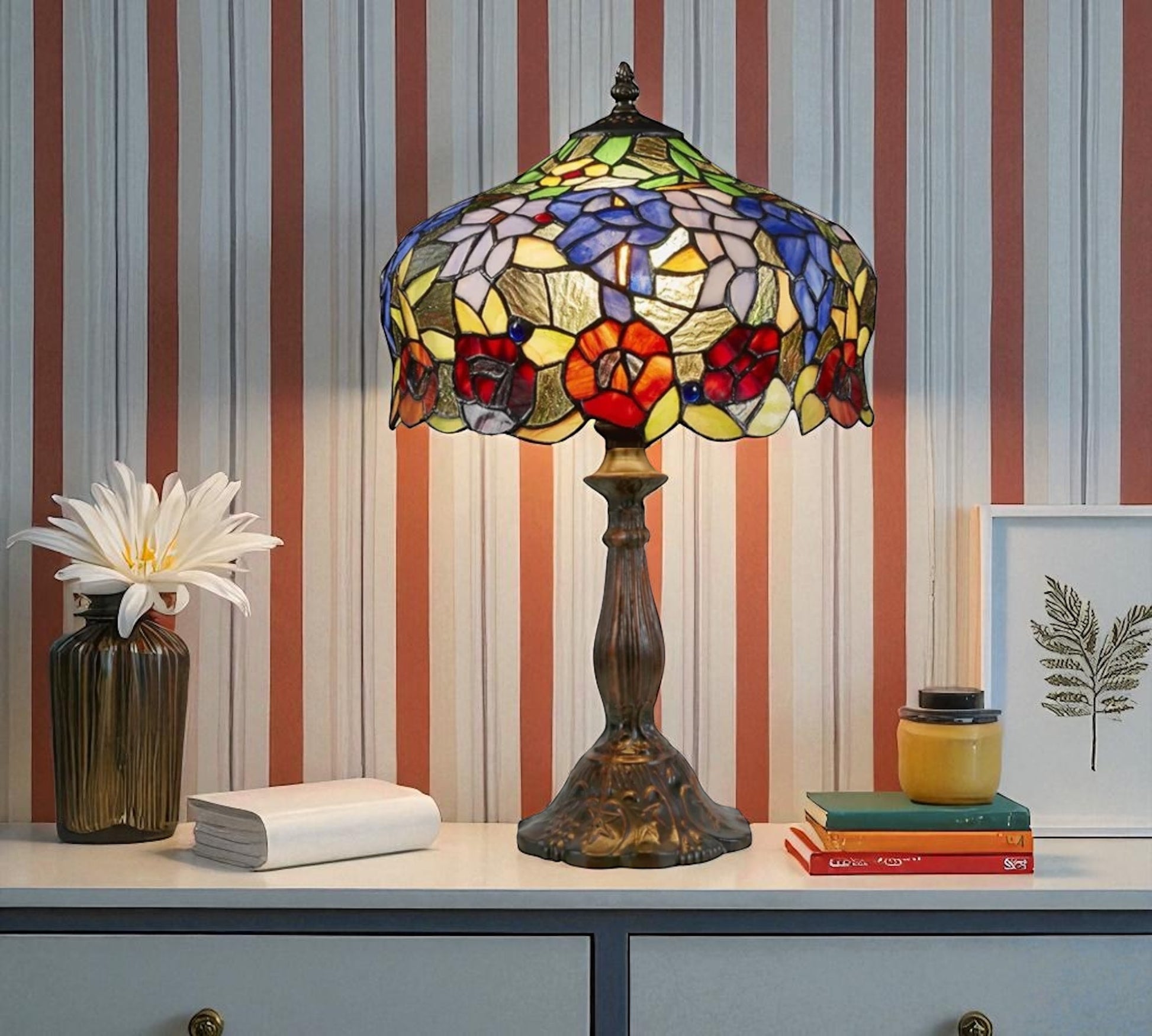 CDH 12" Tiffany Table Lamp (12054)