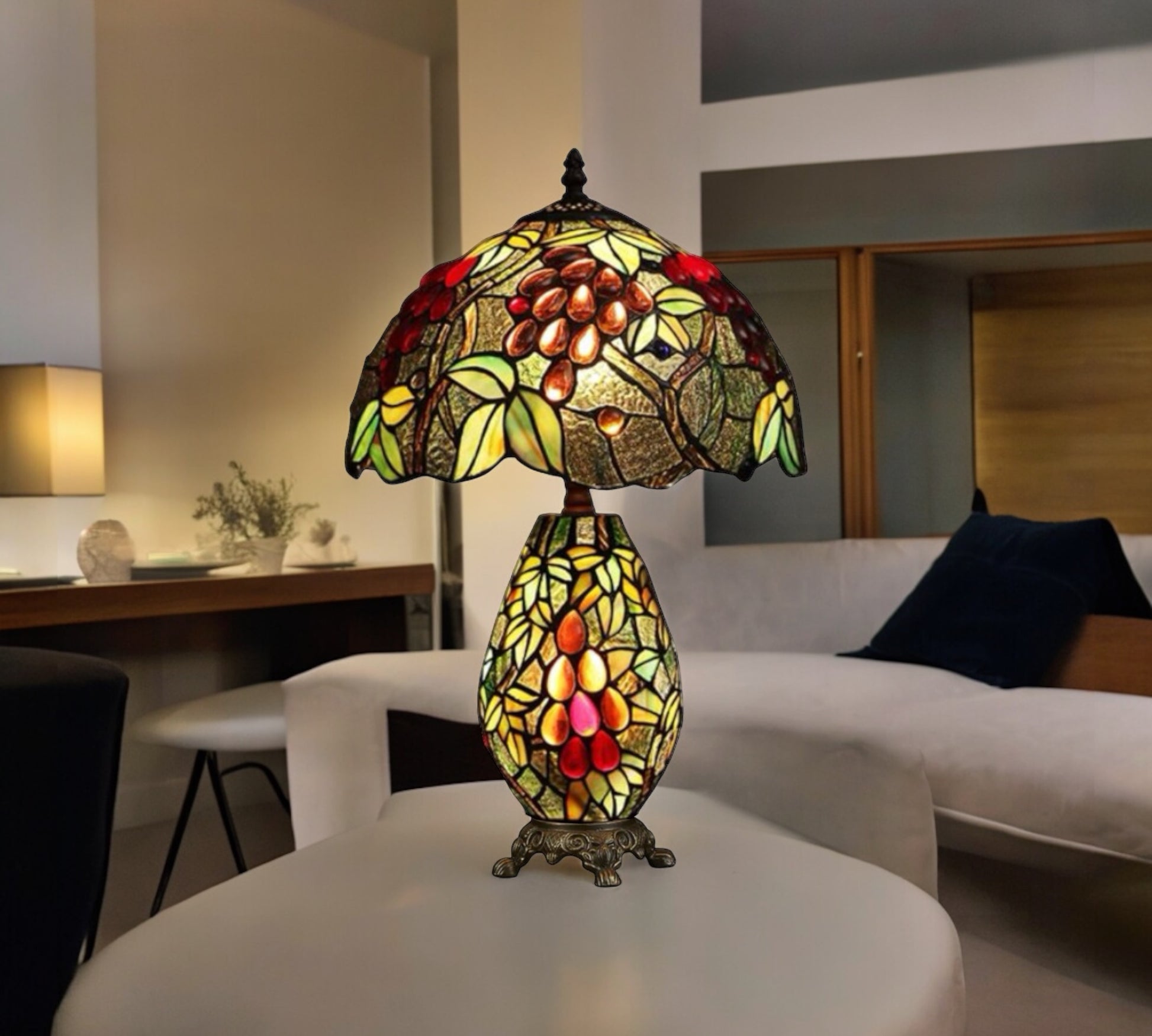 CDH 12" Tiffany Table Lamp (12059A)