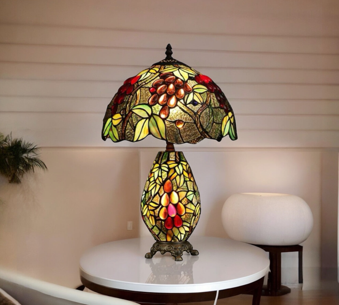 CDH 12" Tiffany Table Lamp (12059A)