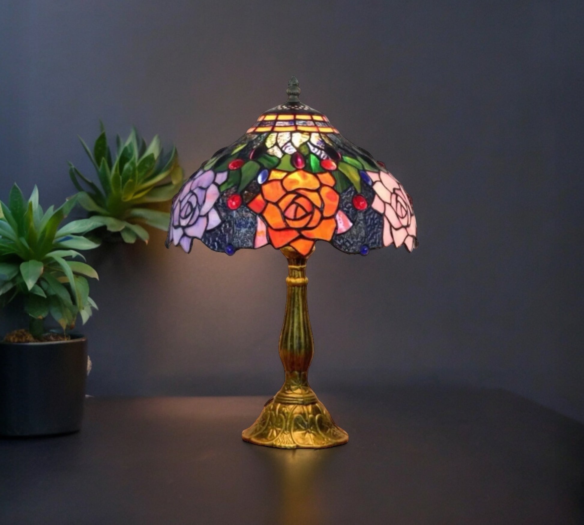 CDH 12" Tiffany Table Lamp (12063)
