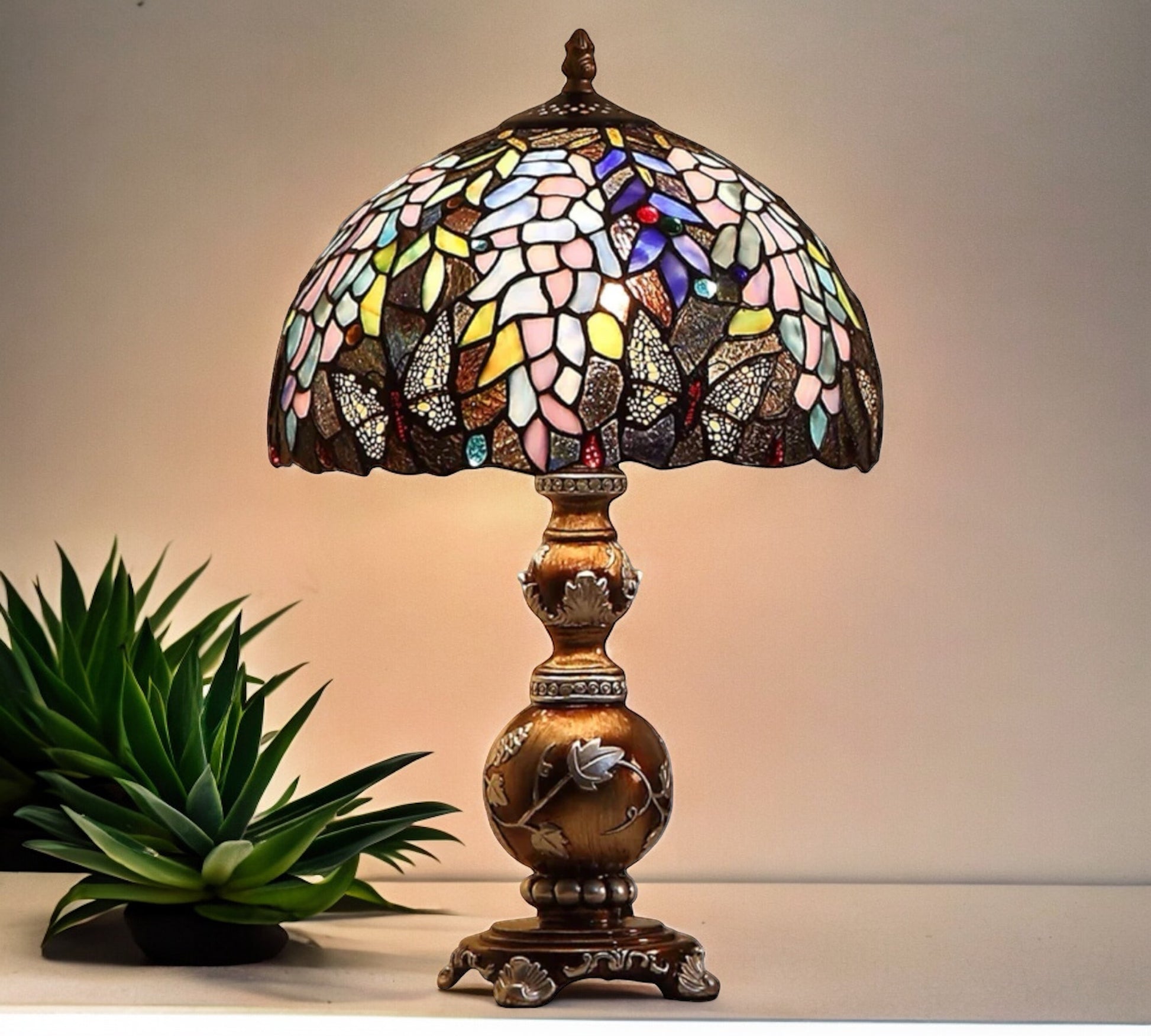CDH 12" Tiffany Table Lamp (12074)