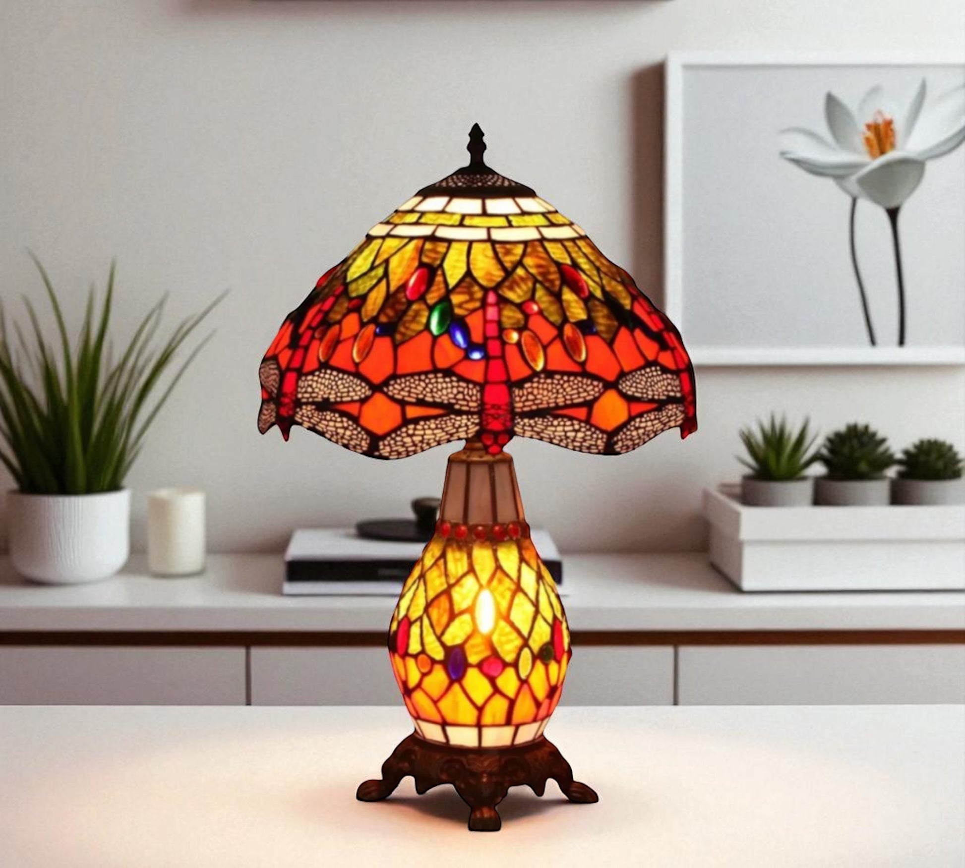 CDH 12" Tiffany Table Lamp (12076A)