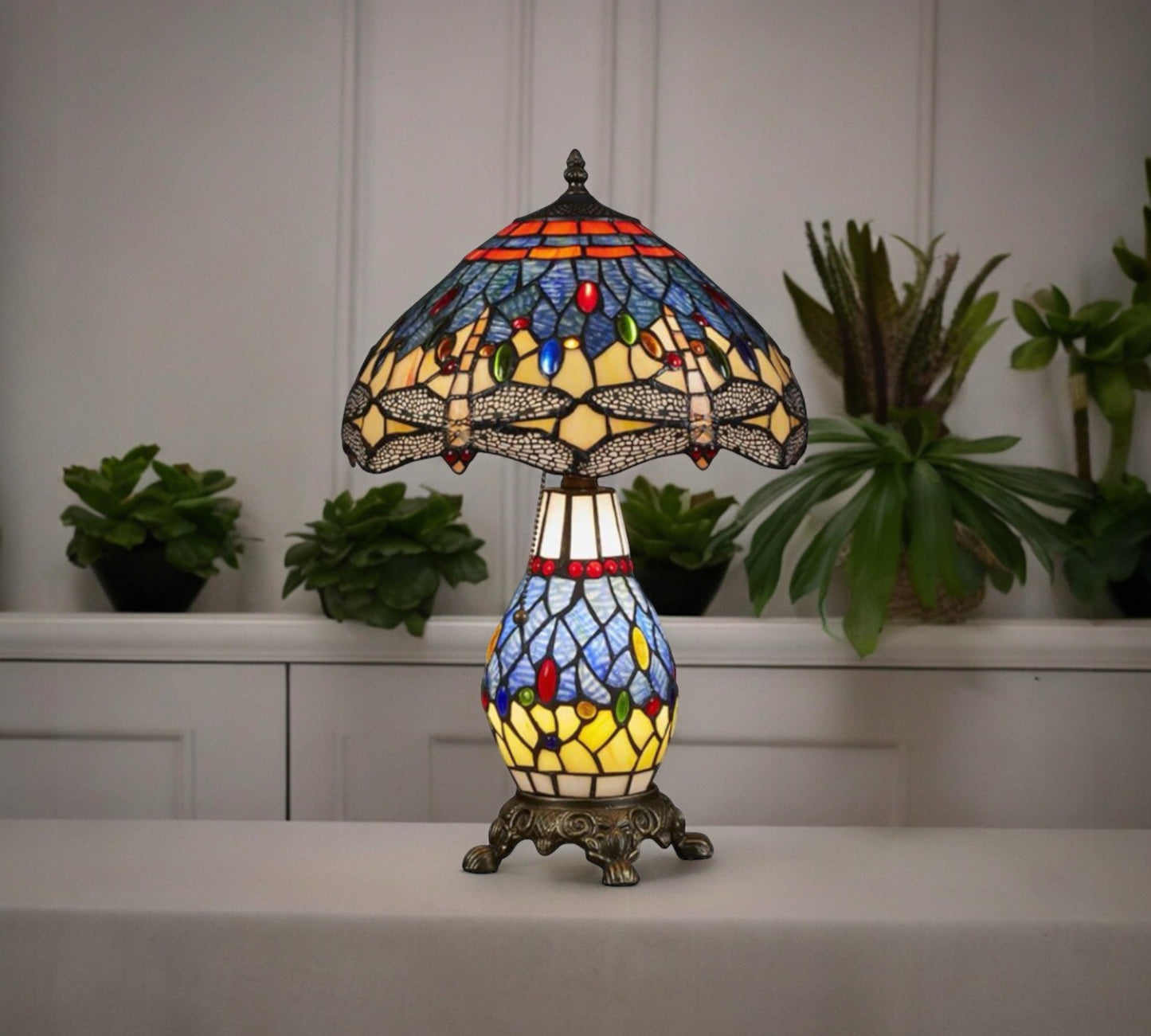 CDH 12" Tiffany Table Lamp (12076B)