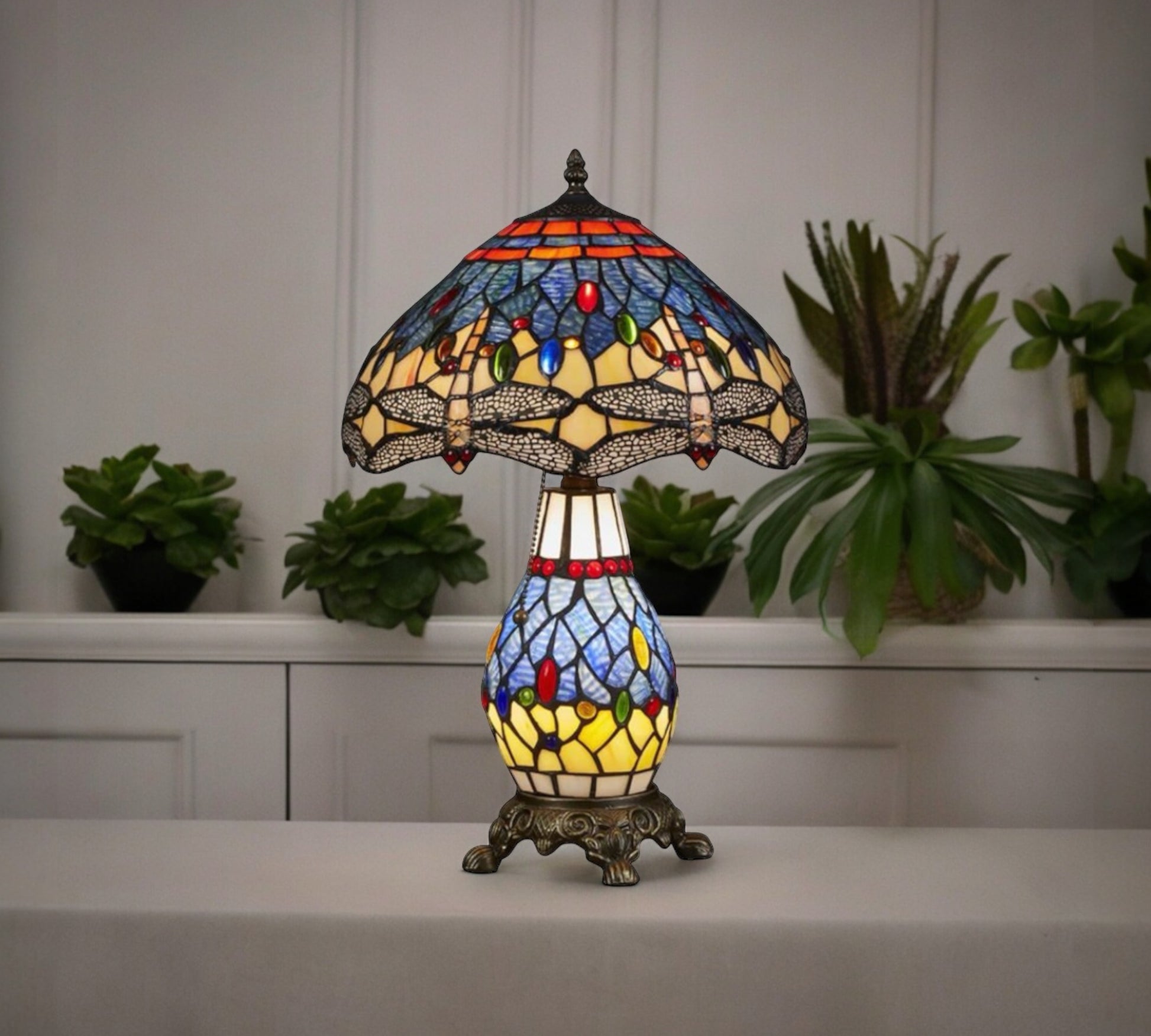 CDH 12" Tiffany Table Lamp (12076B)