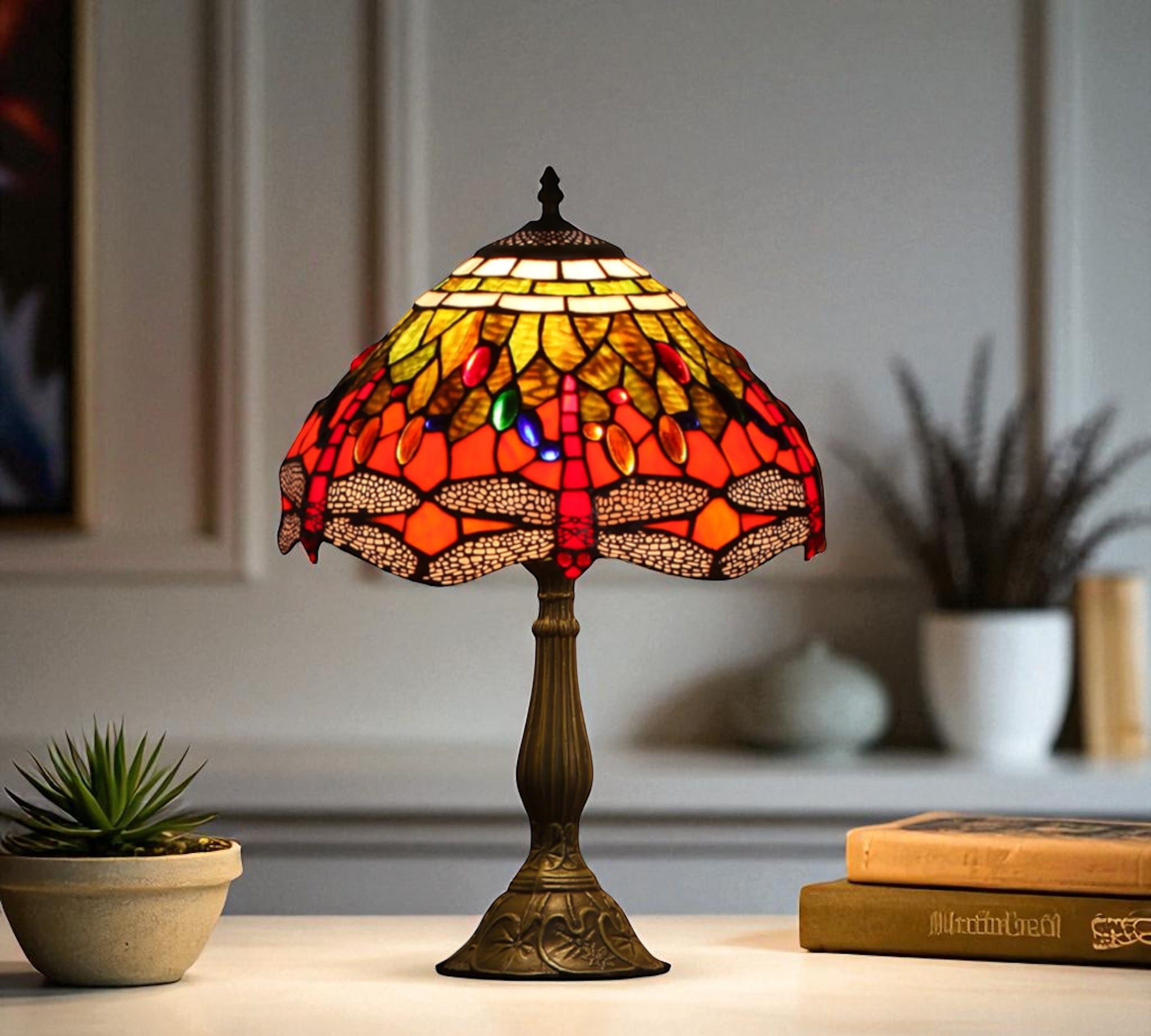 CDH 12" Tiffany Table Lamp (12076T)