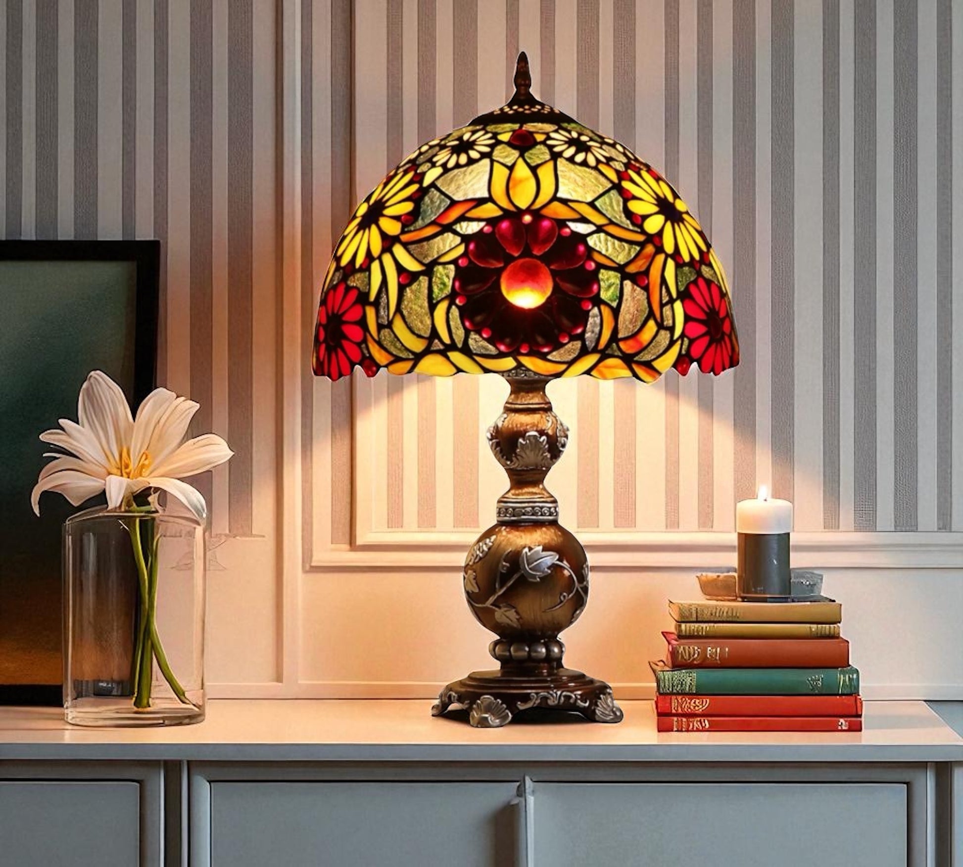 CDH 12" Tiffany Table Lamp (12078)
