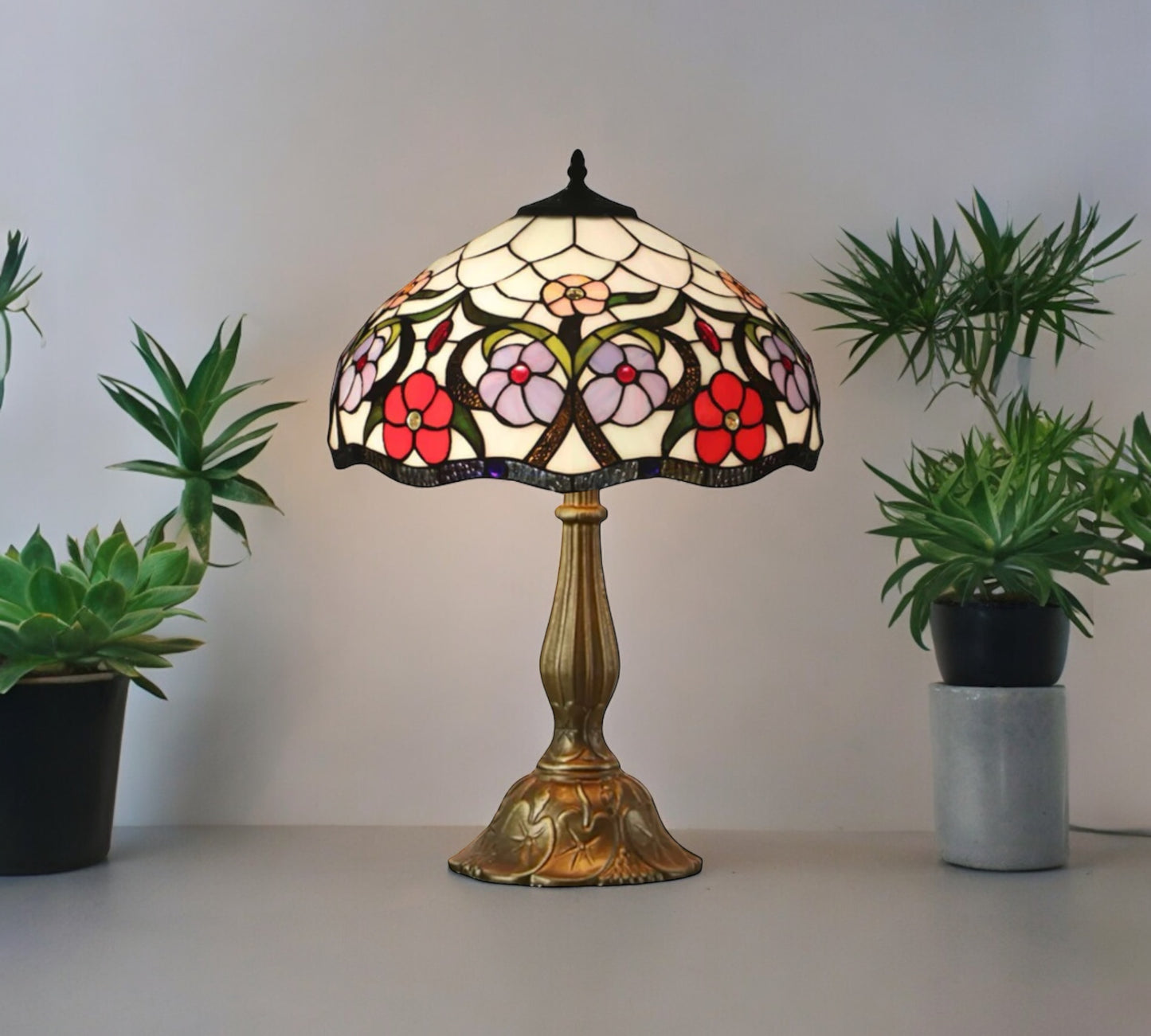CDH 12" Tiffany Table Lamp (12088)