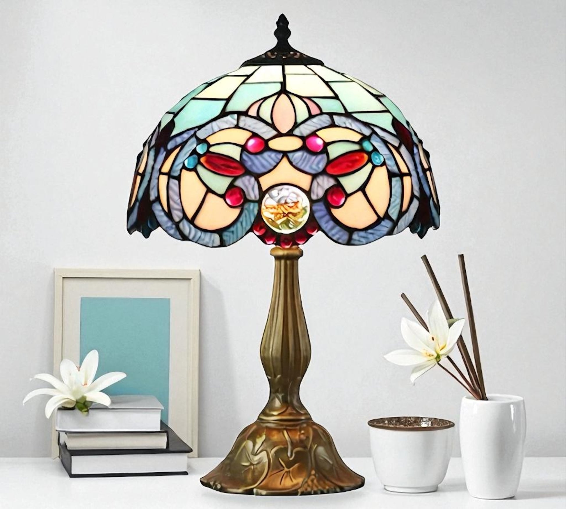 CDH 12" Tiffany Table Lamp (12089)