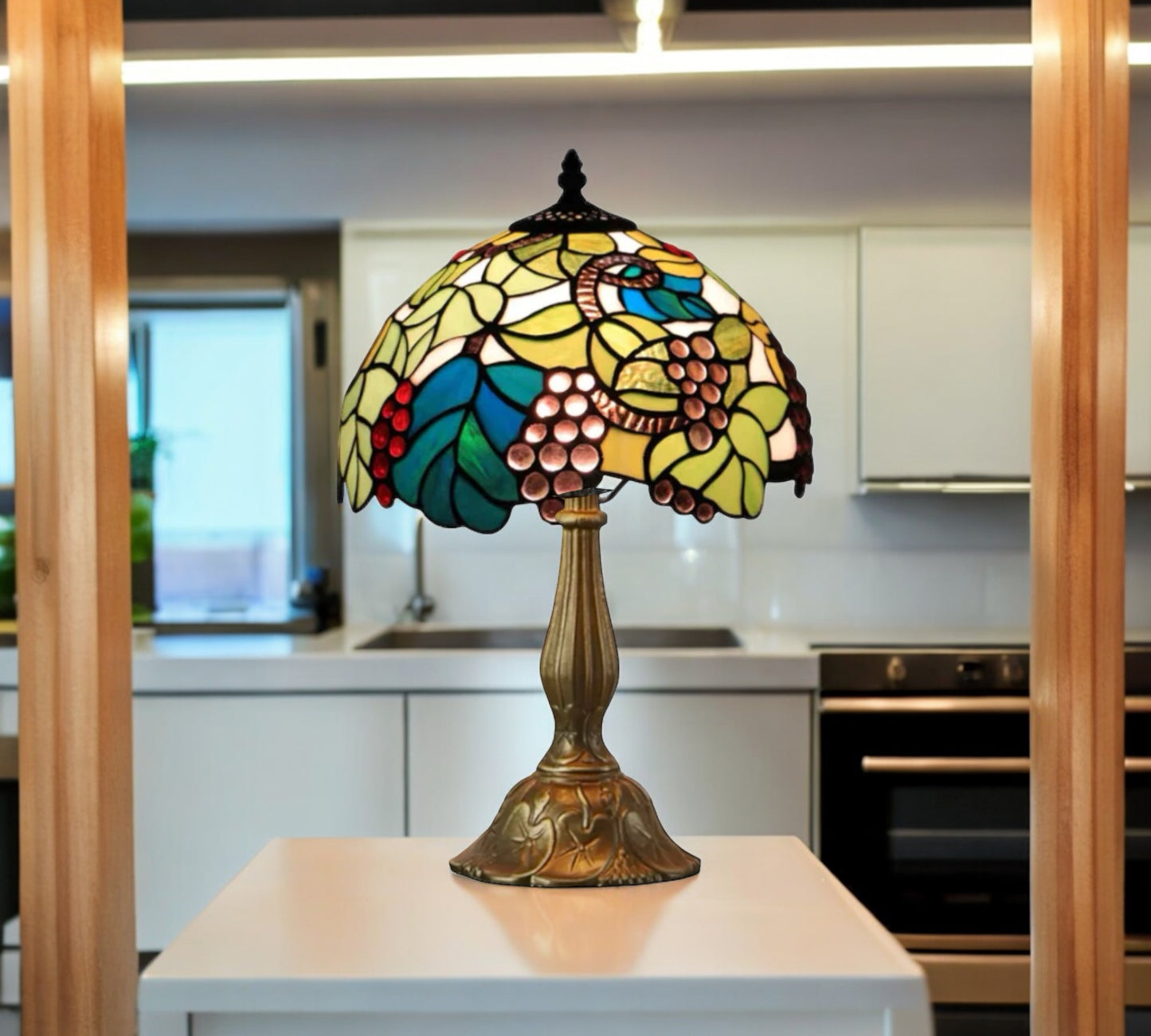 CDH 12" Tiffany Table Lamp (12090)