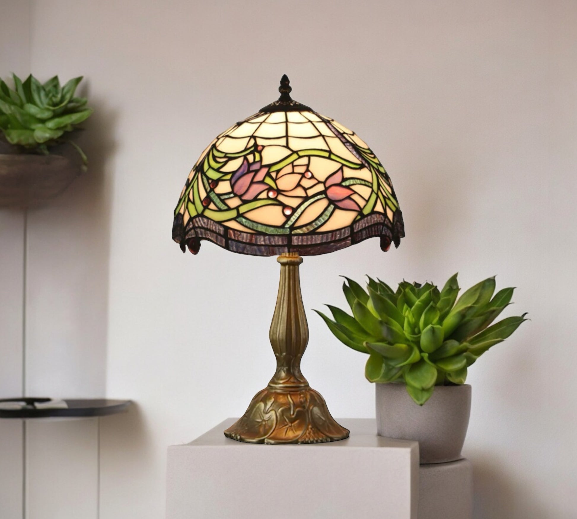 CDH 12" Tiffany Table Lamp (12091)