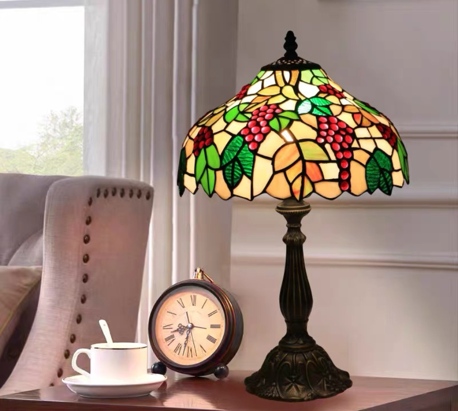 CDH 12" Tiffany Table Lamp (12095)