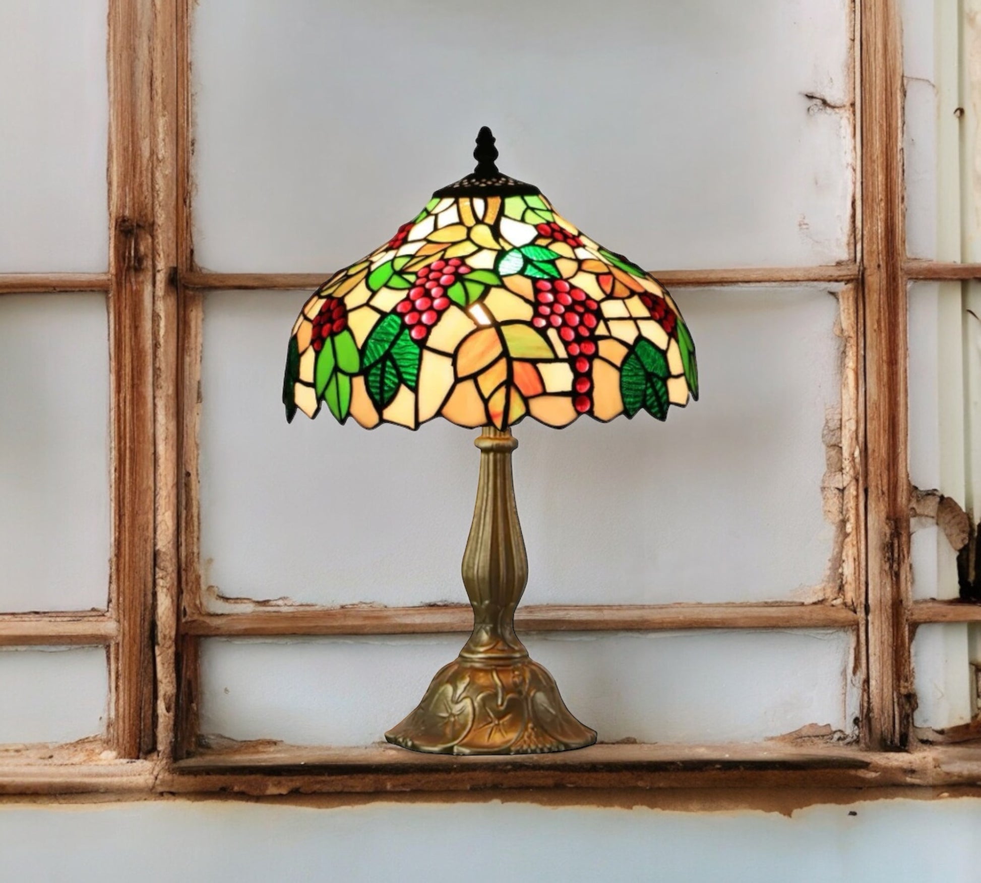 CDH 12" Tiffany Table Lamp (12095)