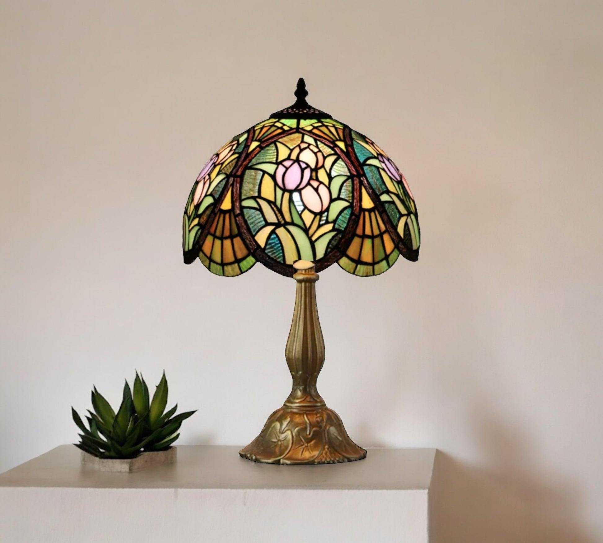 CDH 12" Tiffany Table Lamp (12097)