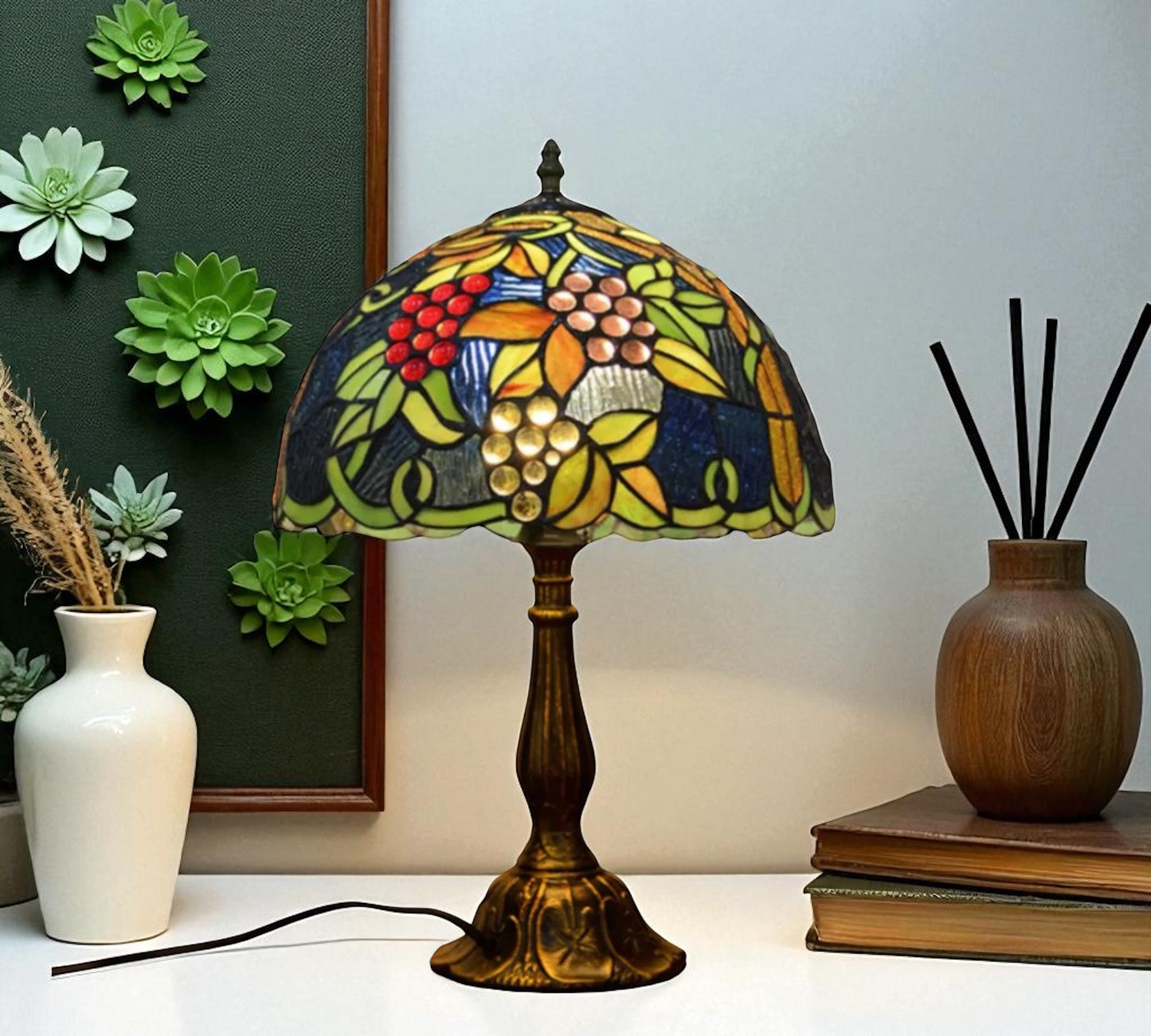 CDH 12" Tiffany Table Lamp (12099)