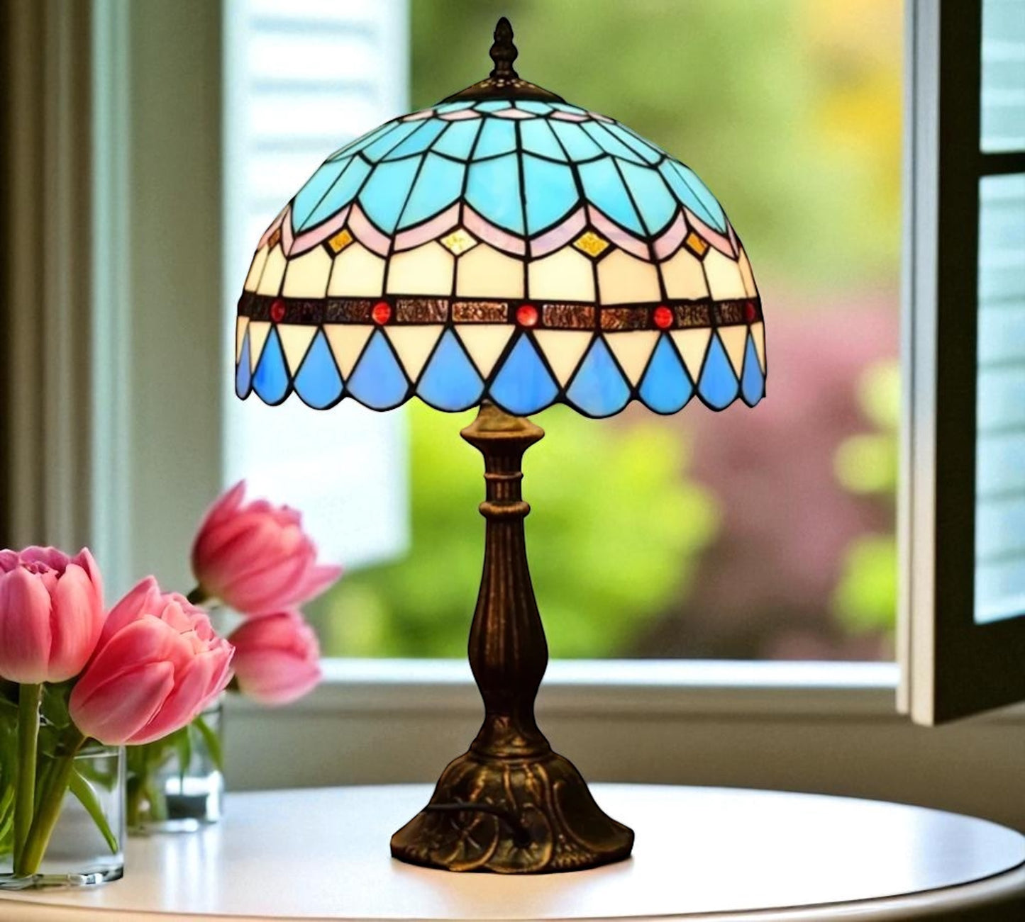 CDH 12" Tiffany Table Lamp (12101)
