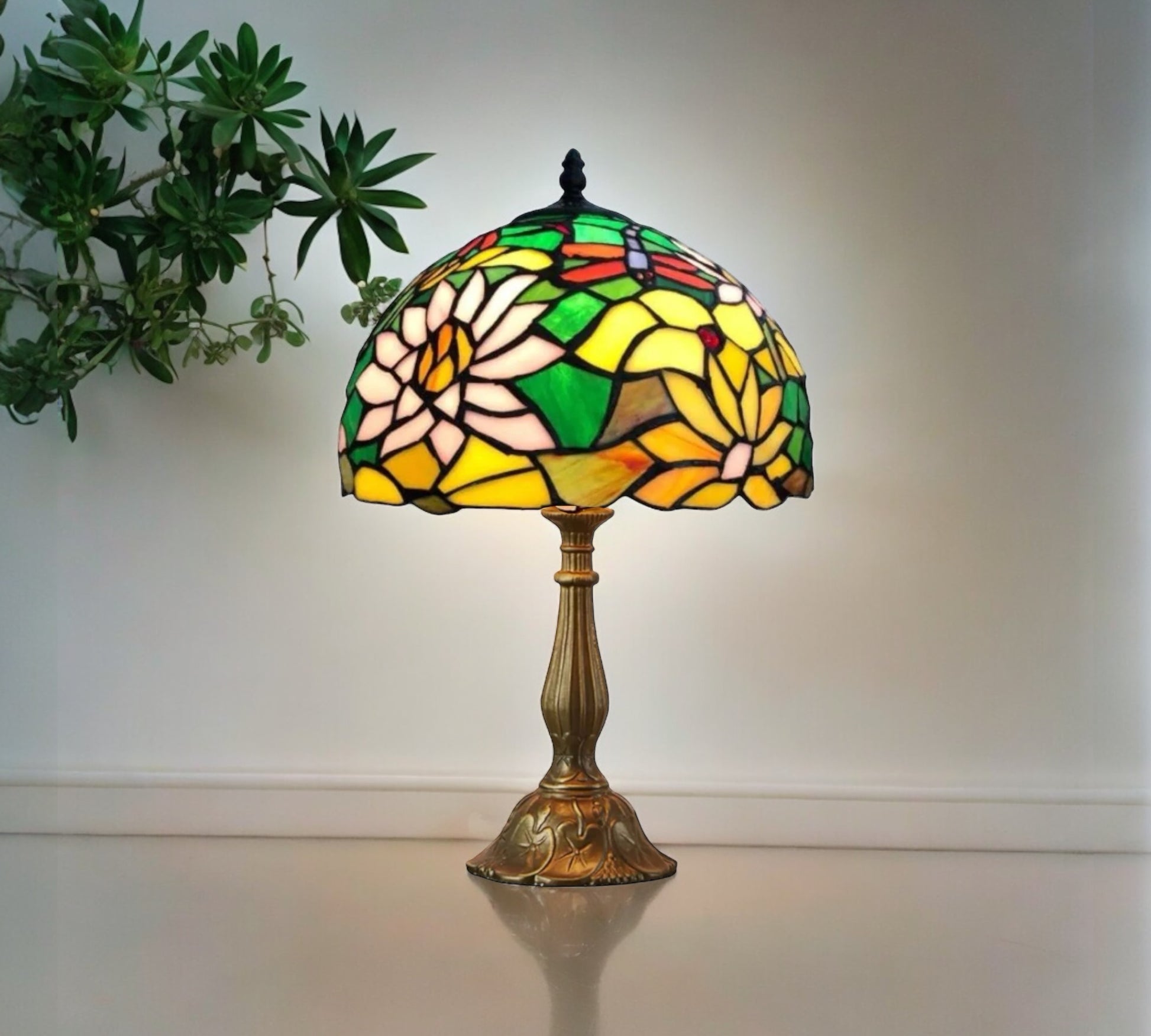 CDH 12" Tiffany Table Lamp (12715)
