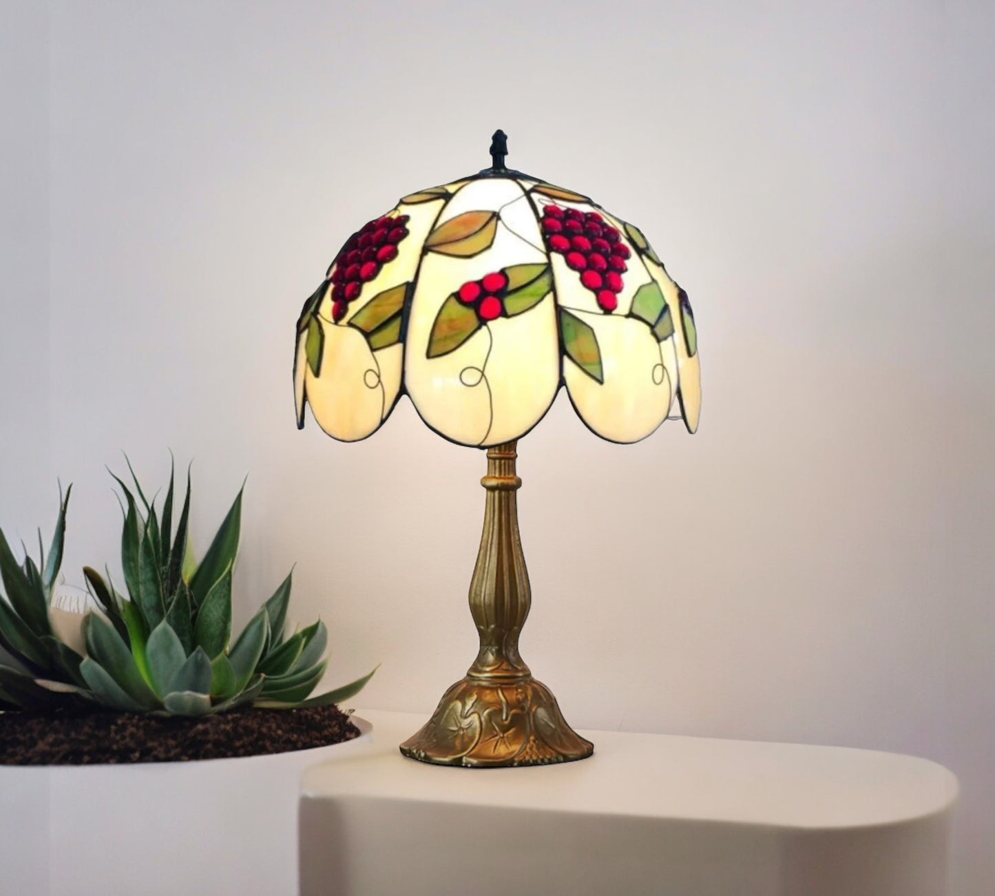 CDH 12" Tiffany Table Lamp (12722)
