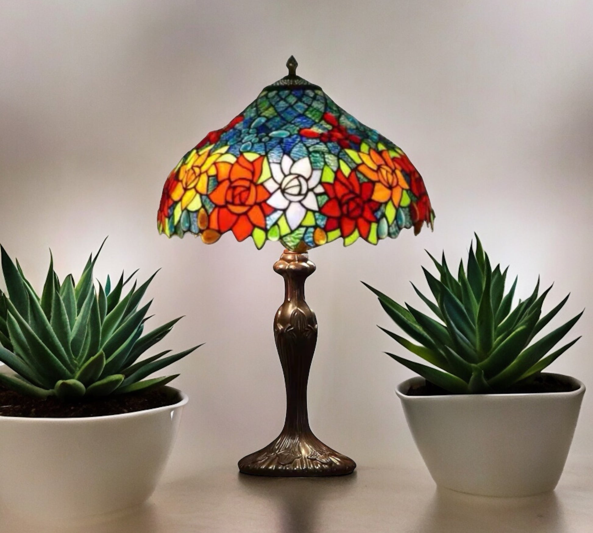 CDH 16" Tiffany Table Lamp 40cm Shade (15024)